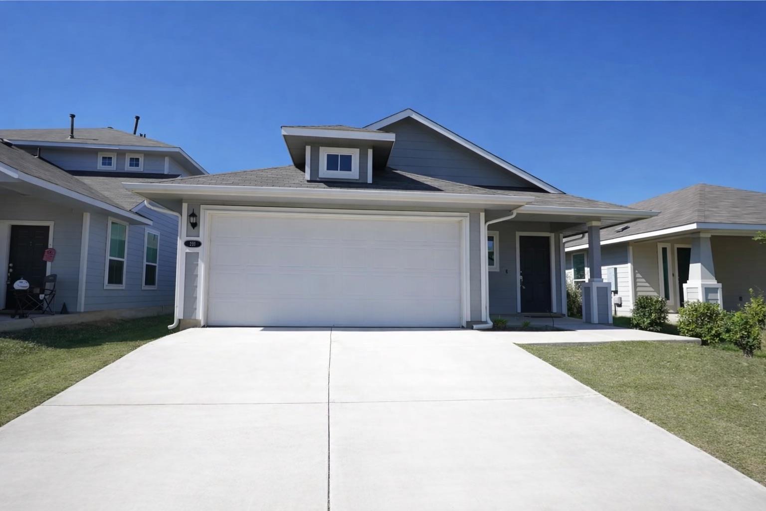 251 Tempest Trl, Maxwell, TX 78656