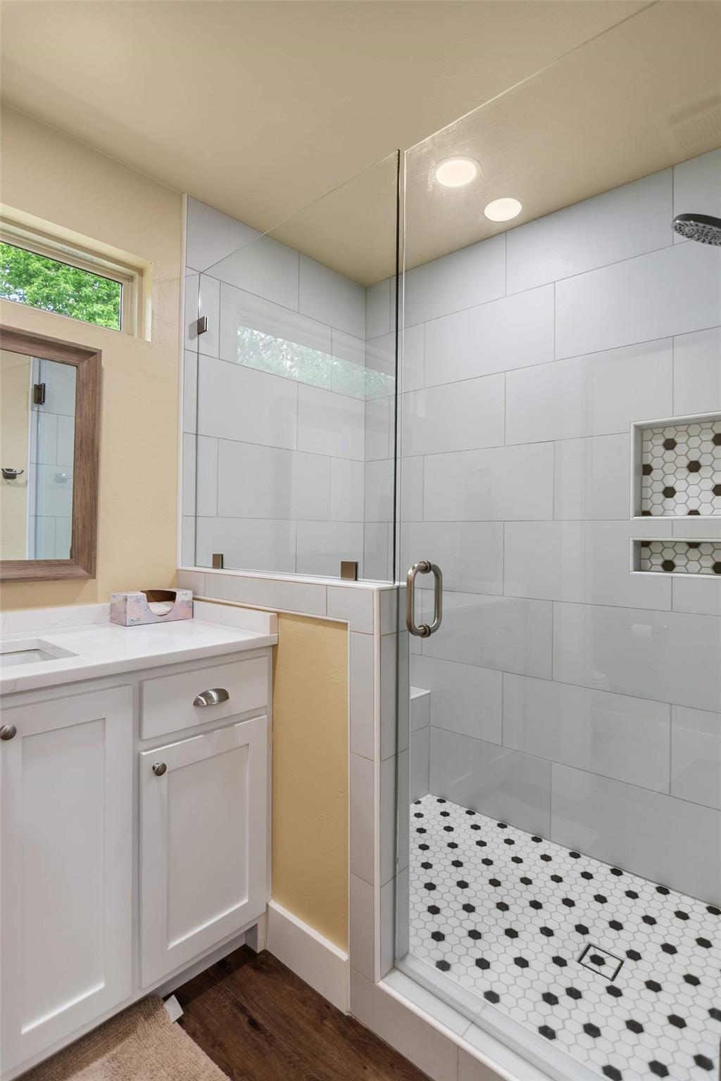 761 Post Hill St, Mason, TX 76856