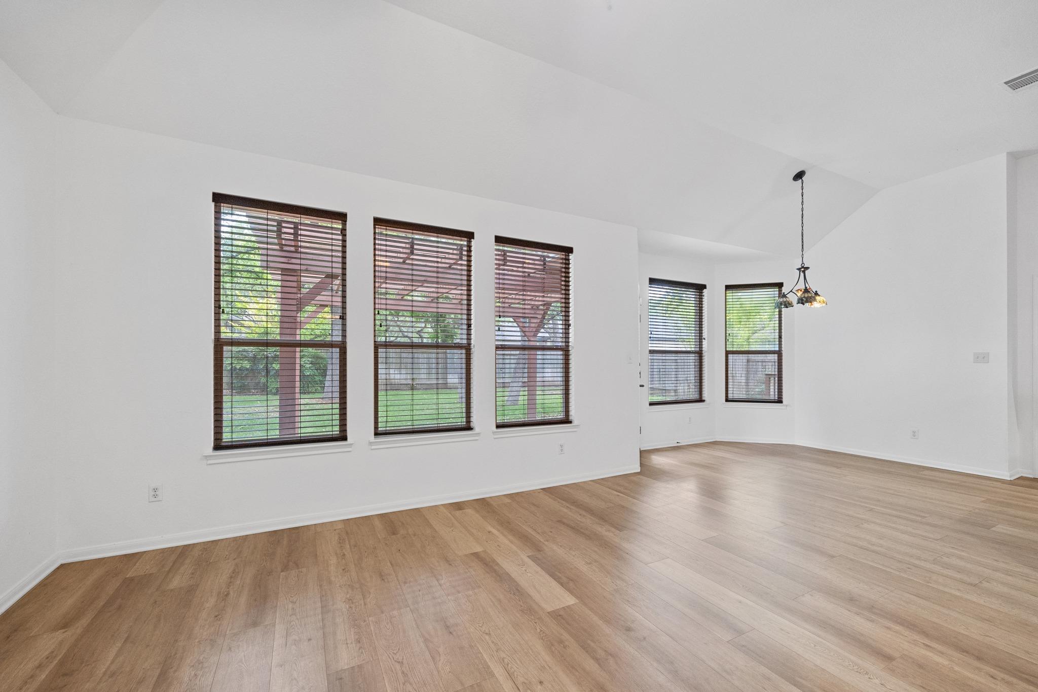 3313 Burks Ln, Austin, TX 78732