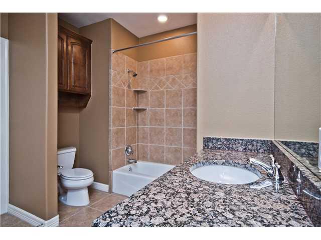 9122 Balcones Club Dr # 6, Austin, TX 78750