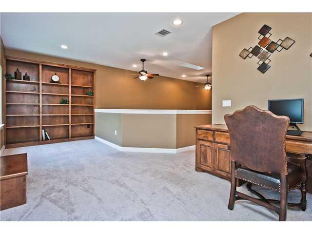 9122 Balcones Club Dr # 6, Austin, TX 78750