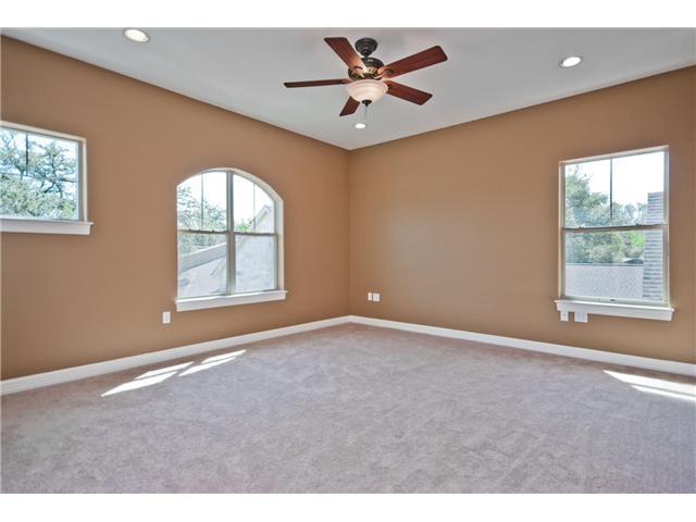 9122 Balcones Club Dr # 6, Austin, TX 78750