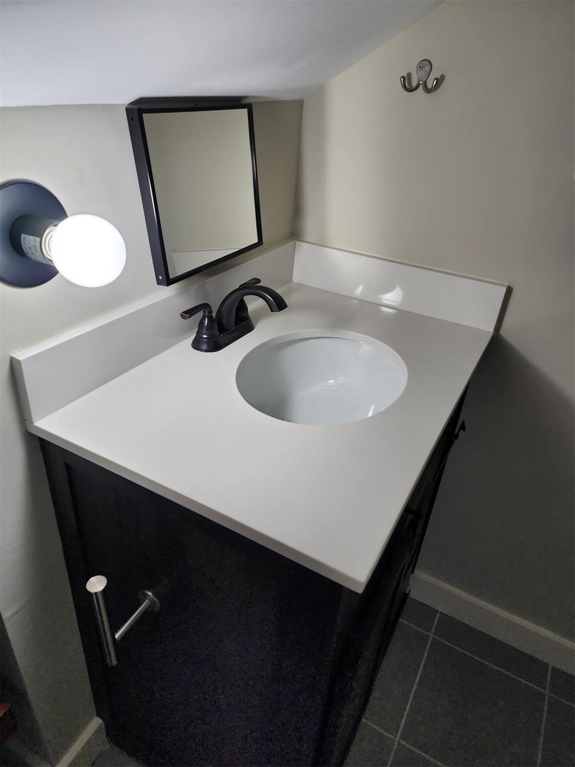 6501 Lost Cv # B, Austin, TX 78746