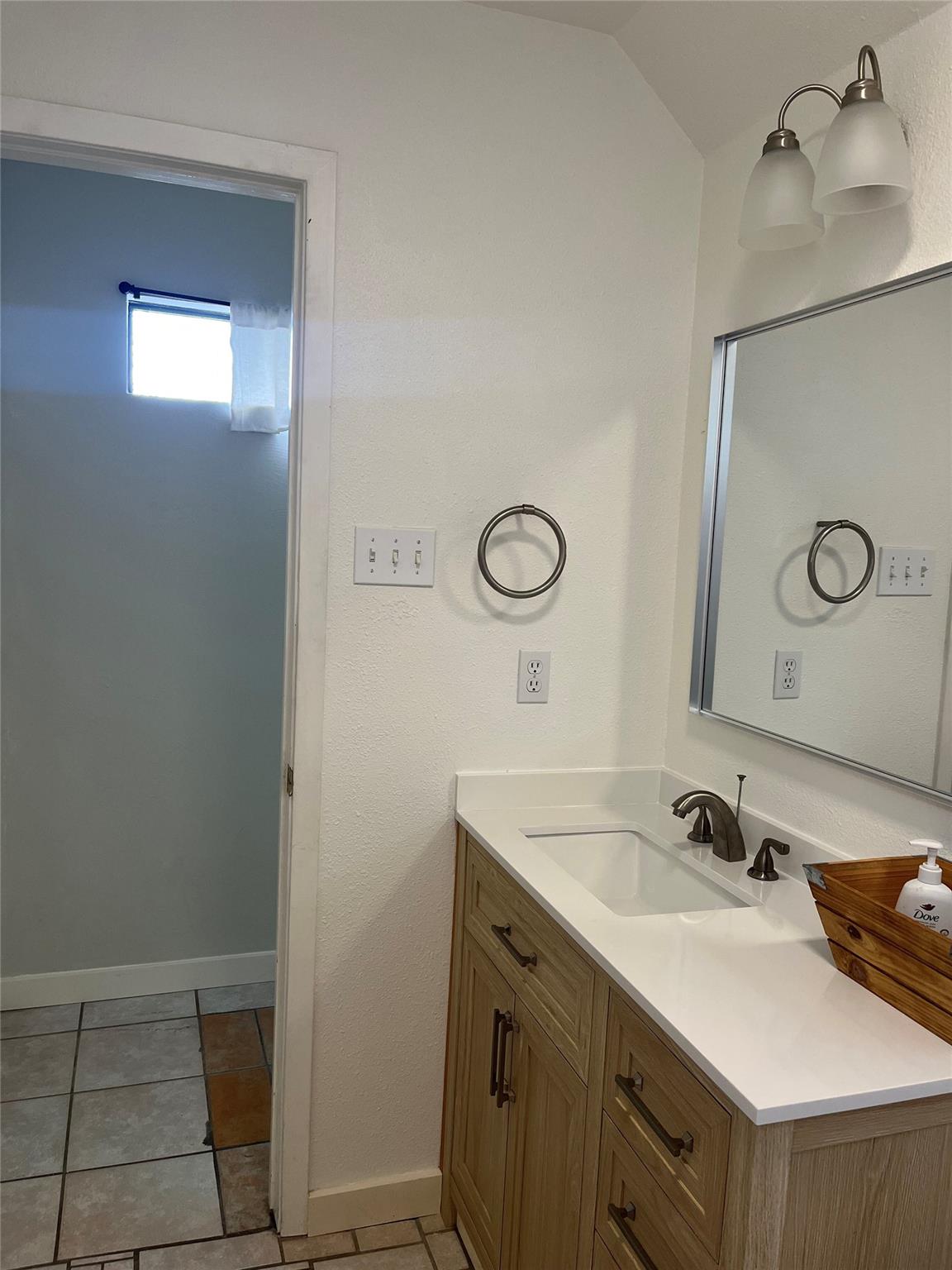 6501 Lost Cv # B, Austin, TX 78746