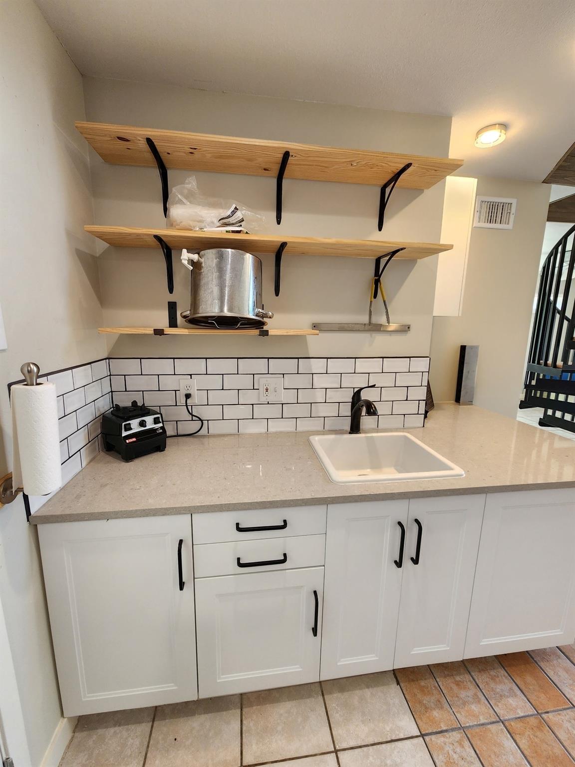 6501 Lost Cv # B, Austin, TX 78746