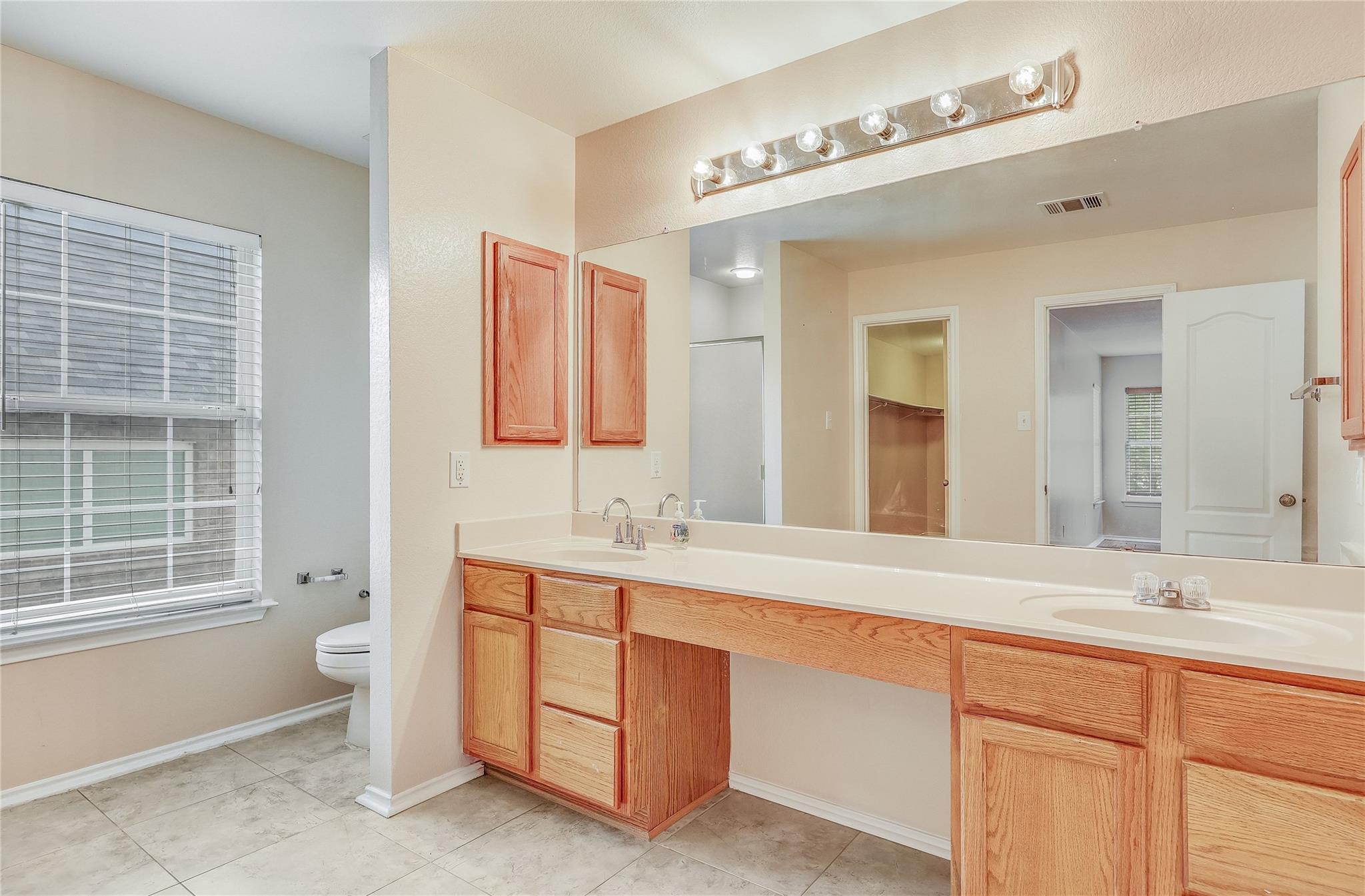 11228 Pickard Ln, Austin, TX 78748