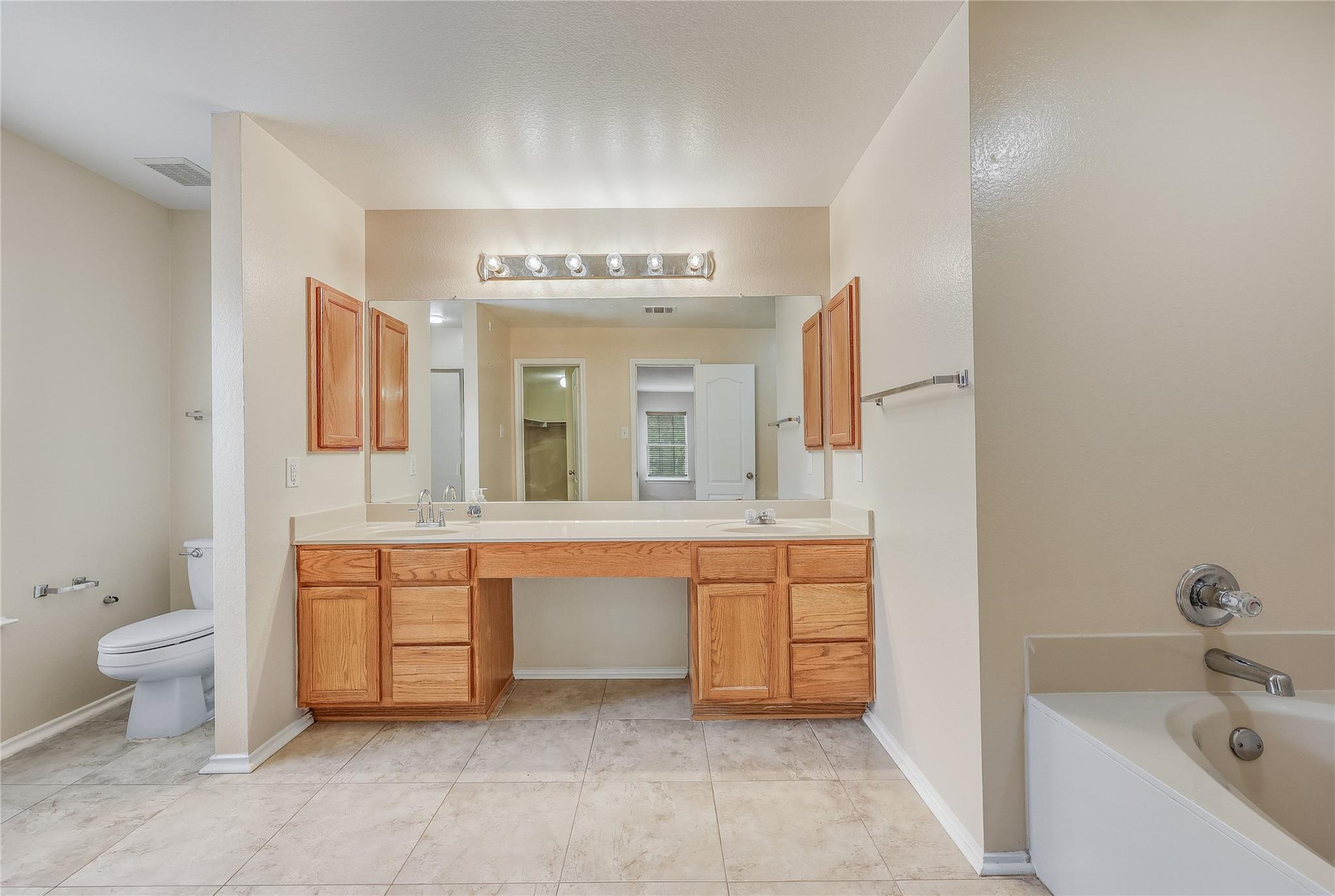 11228 Pickard Ln, Austin, TX 78748