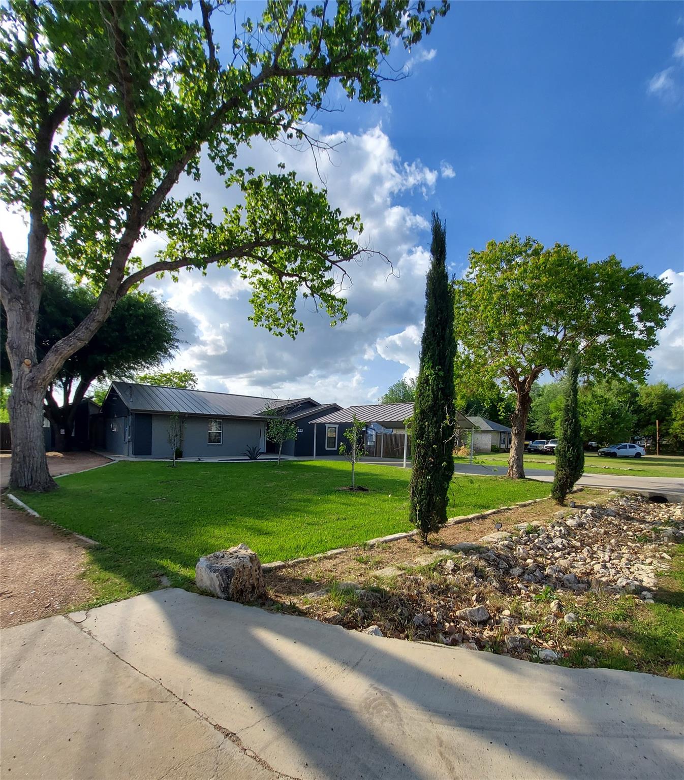 209 Green Pasture, Hutto, TX 78634