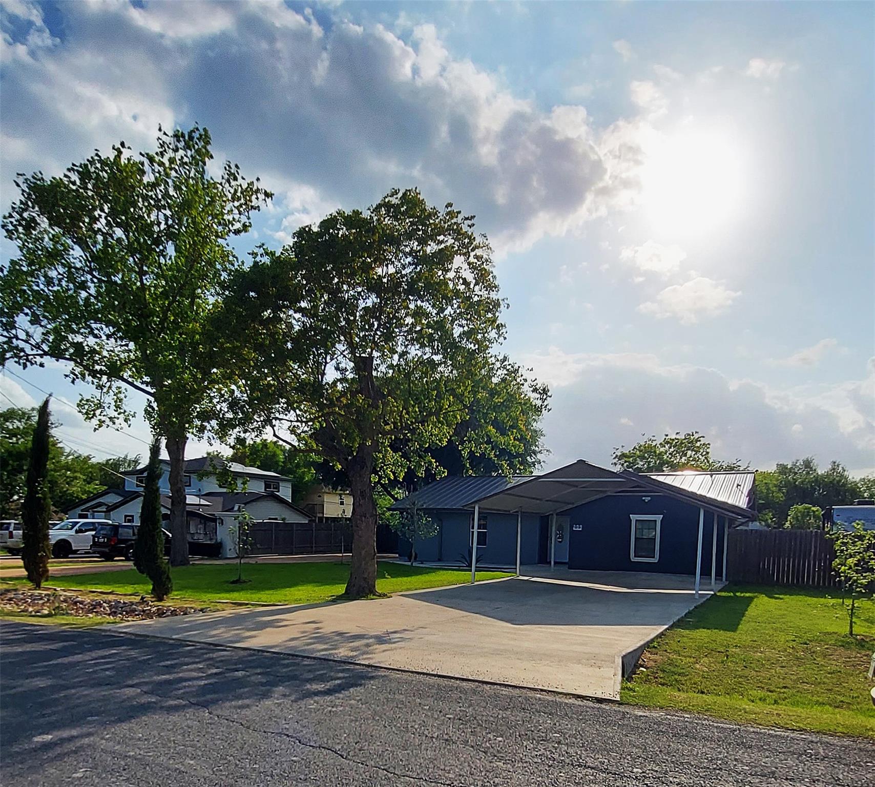 209 Green Pasture, Hutto, TX 78634