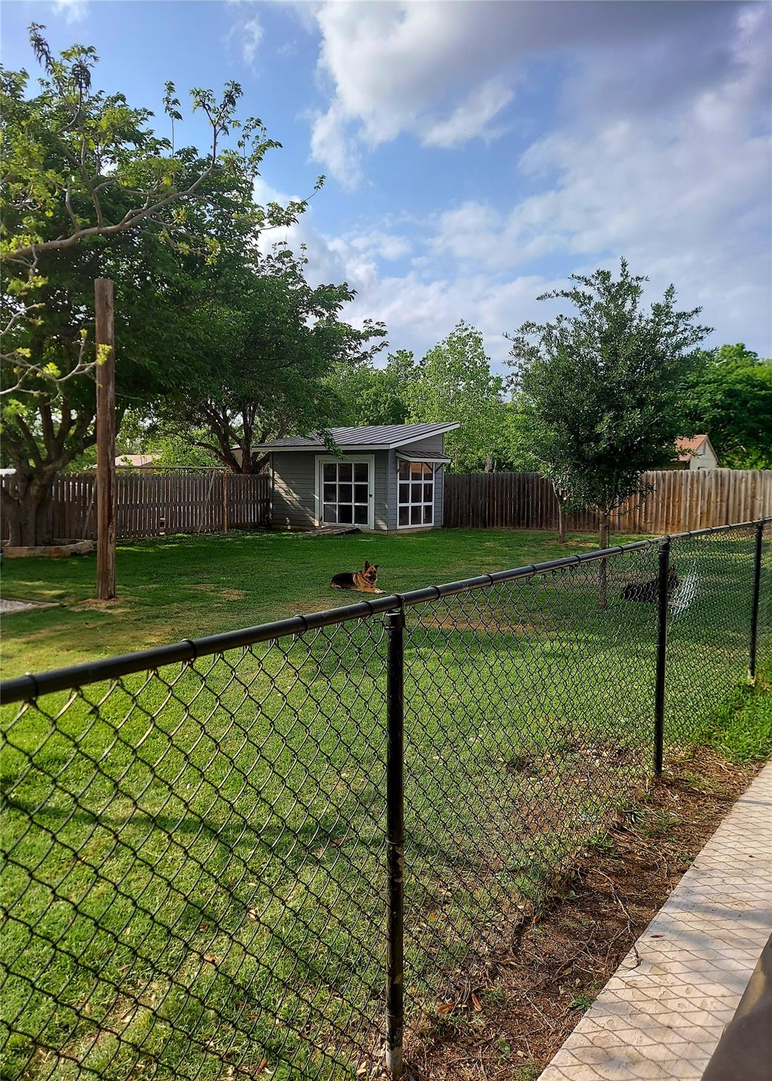 209 Green Pasture, Hutto, TX 78634