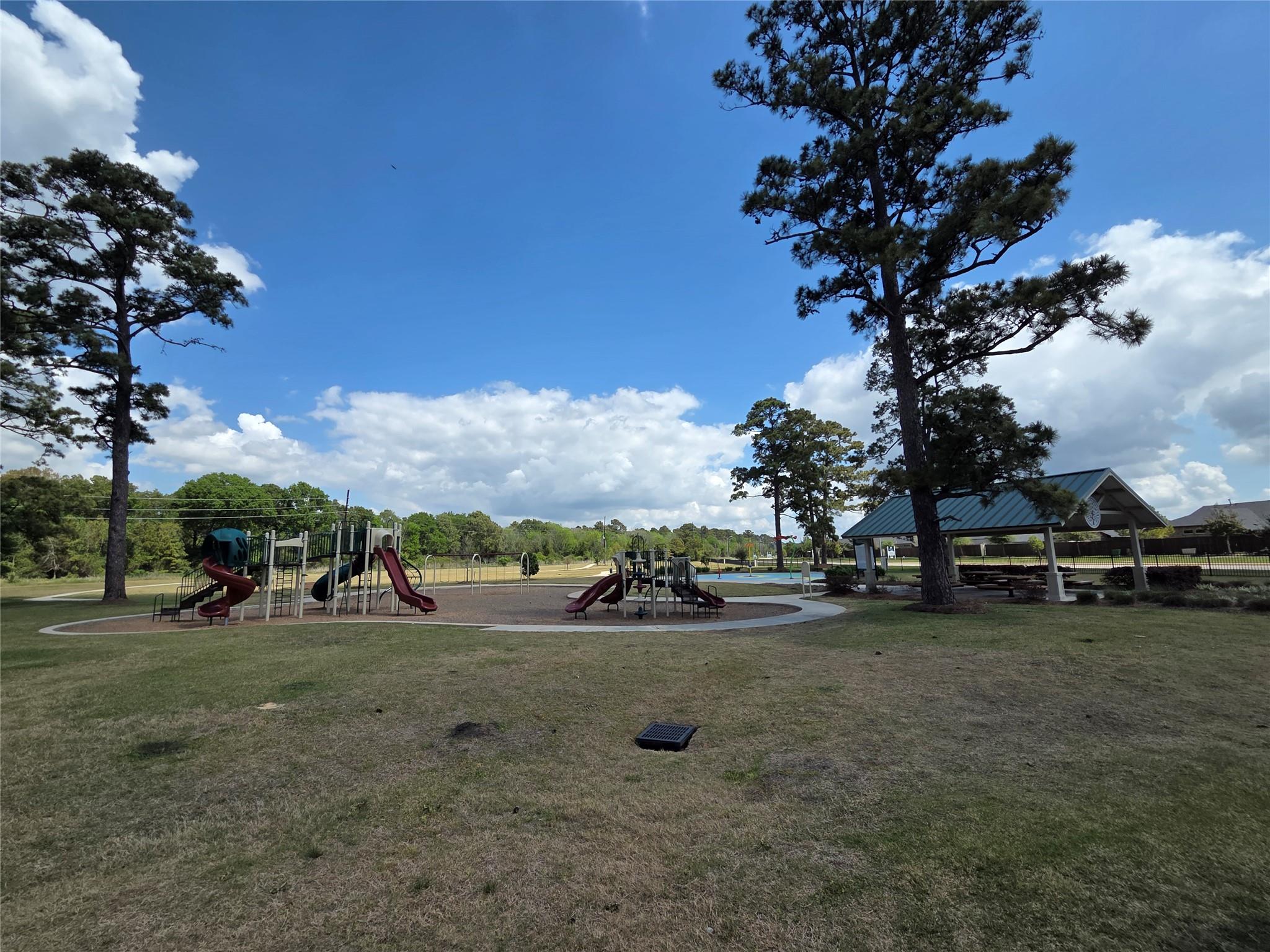 14303 Pecan Maple Dr, Crosby, TX 77532