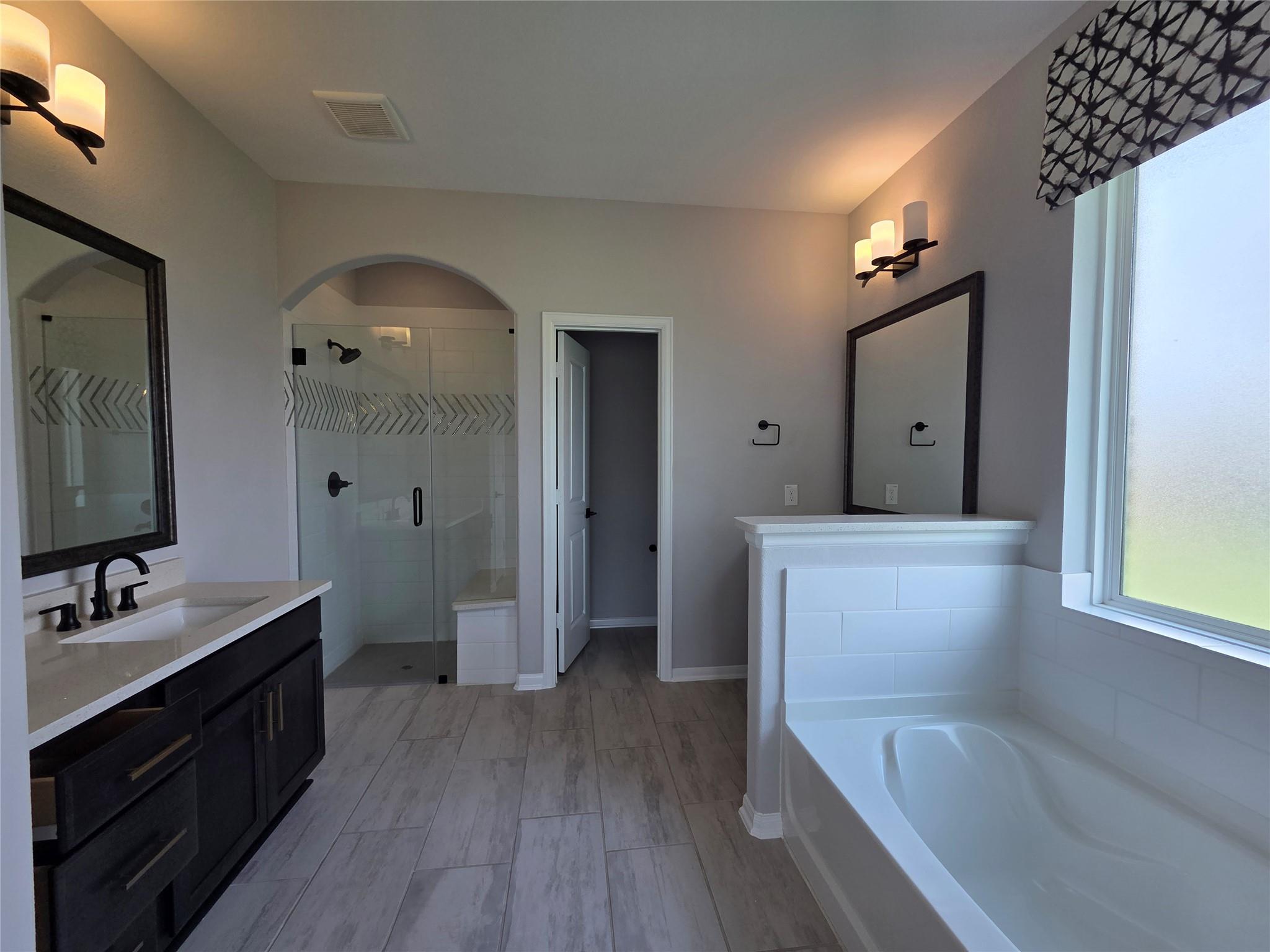 14303 Pecan Maple Dr, Crosby, TX 77532