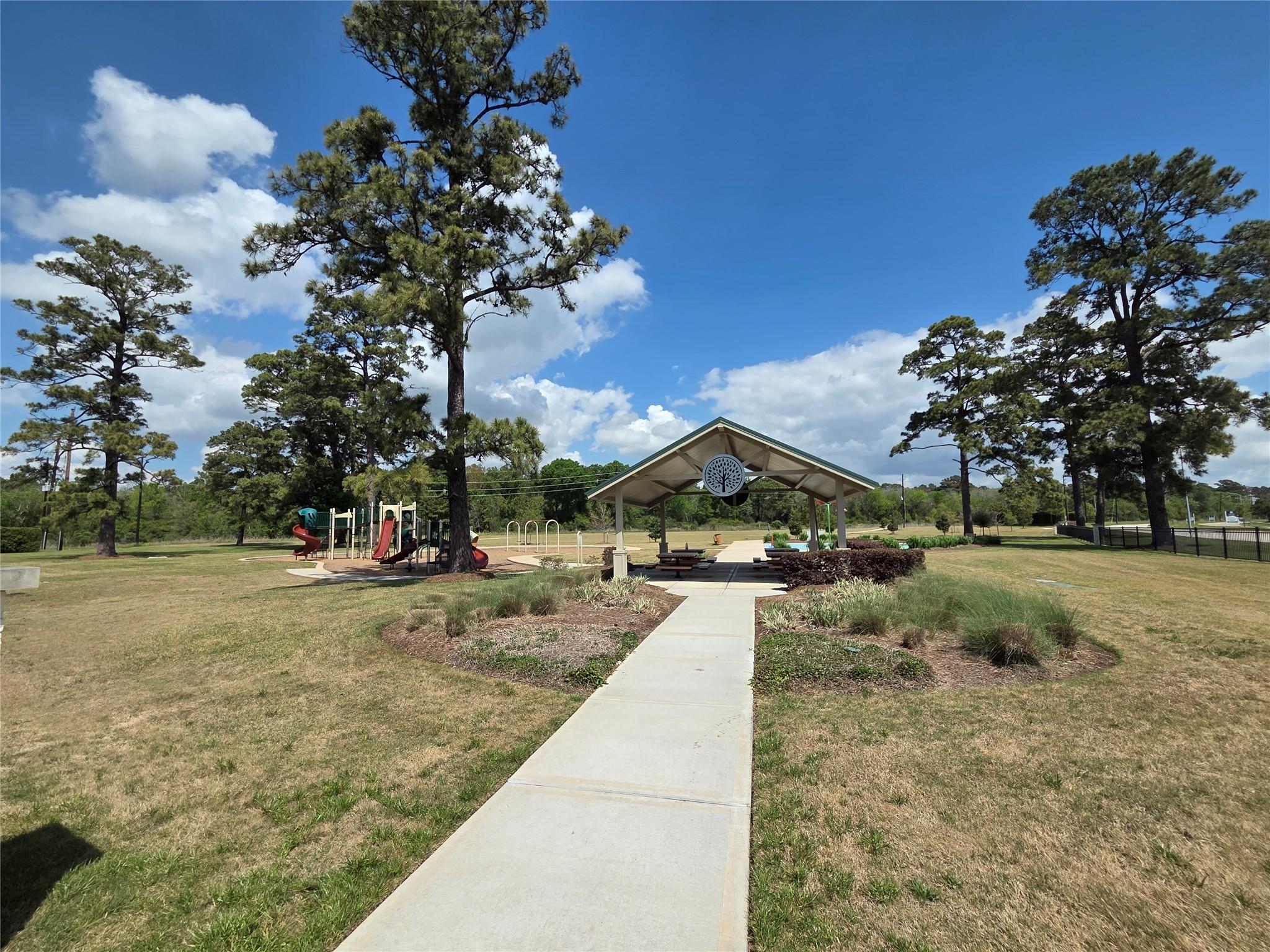 14303 Pecan Maple Dr, Crosby, TX 77532