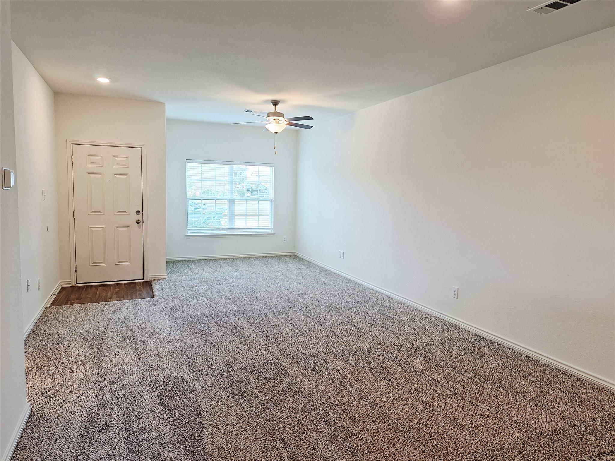 14417 Prairie Sod Ln, Elgin, TX 78621