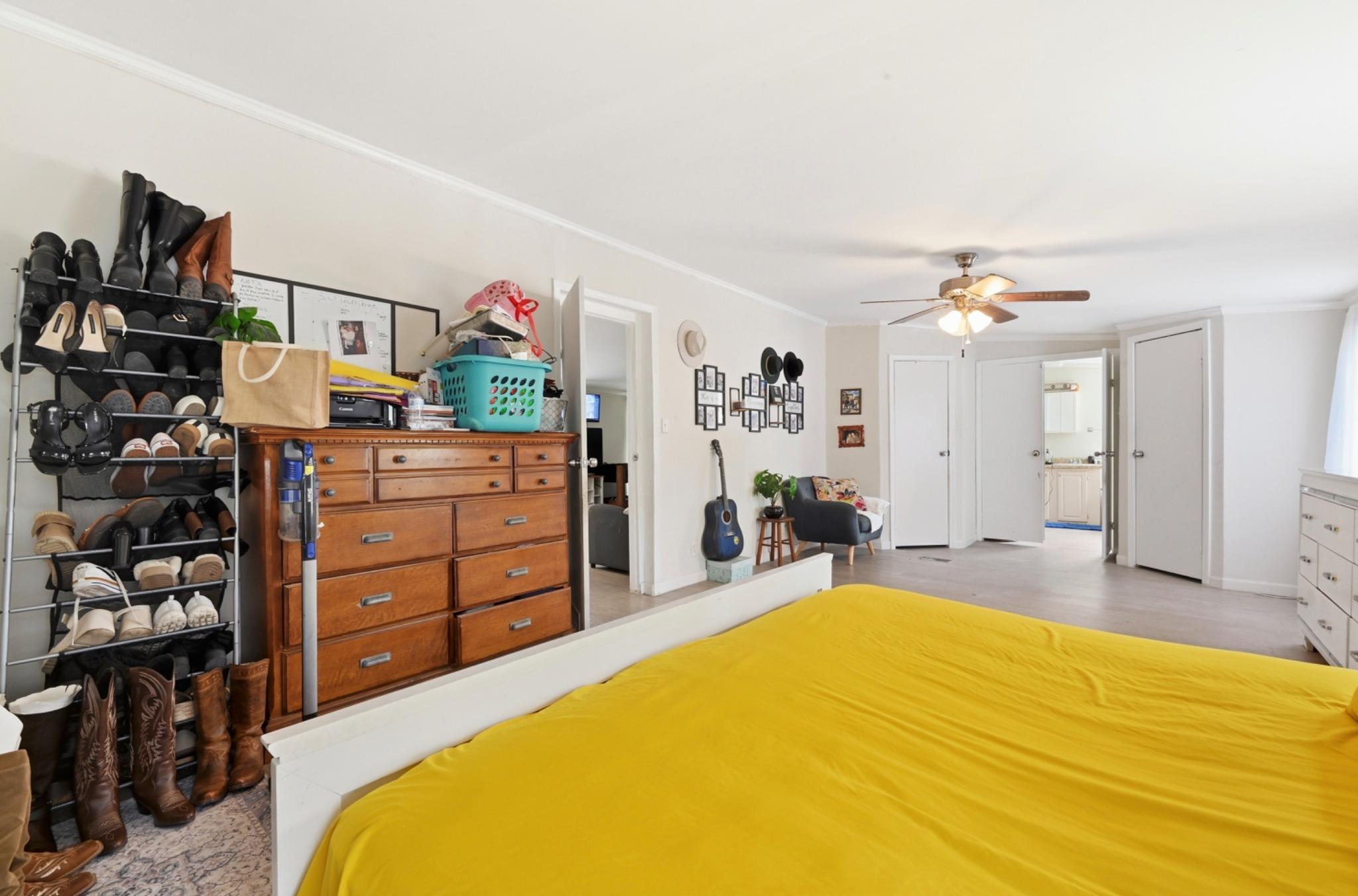 120 Green Mountain Dr, Cedar Creek, TX 78612