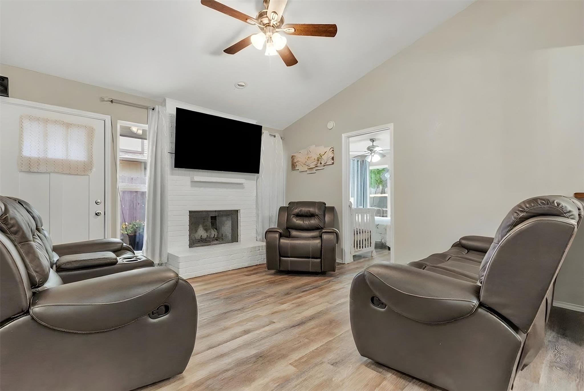 2128/2130 Redwing Way, Round Rock, TX 78664