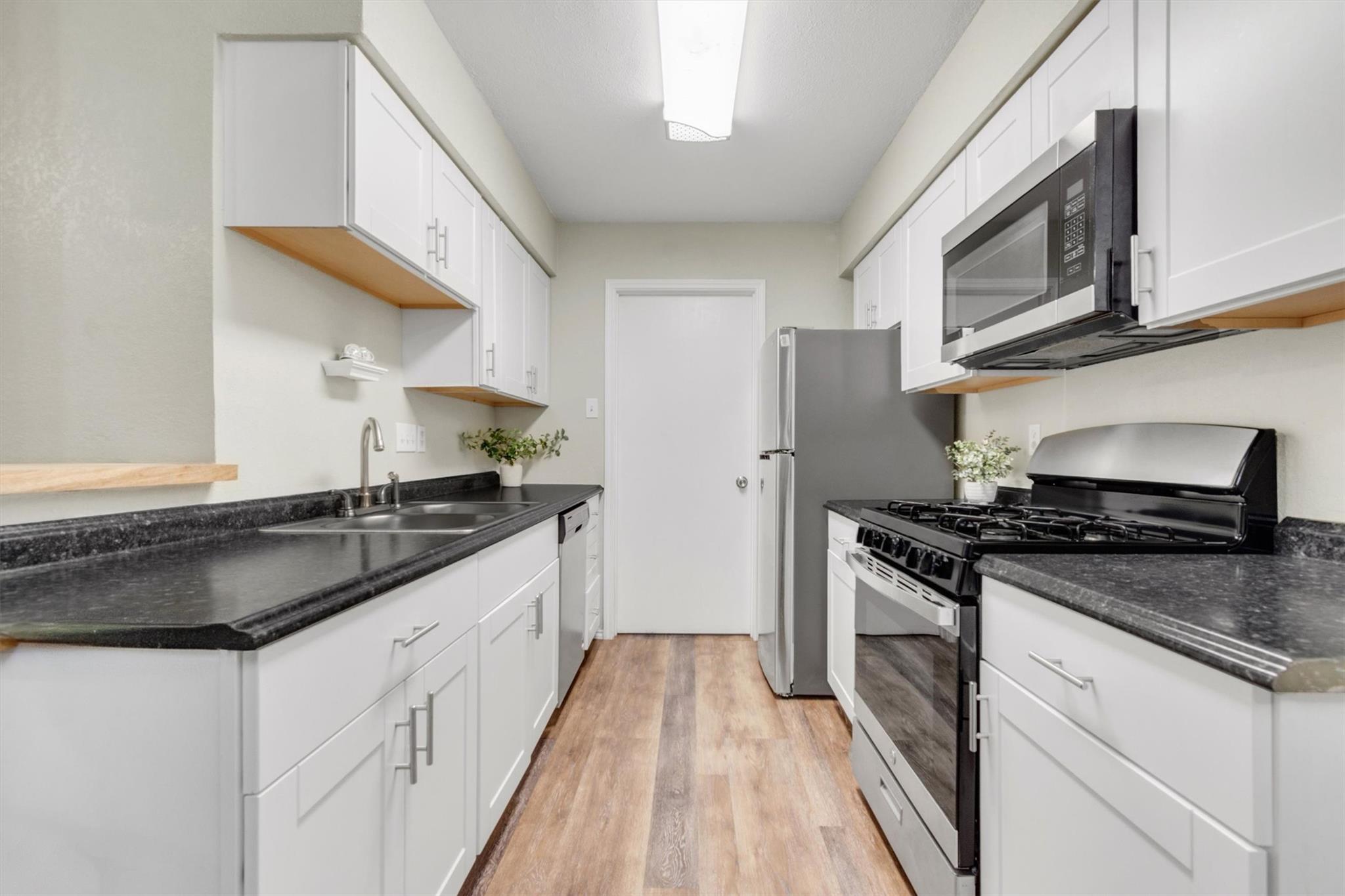 2128/2130 Redwing Way, Round Rock, TX 78664