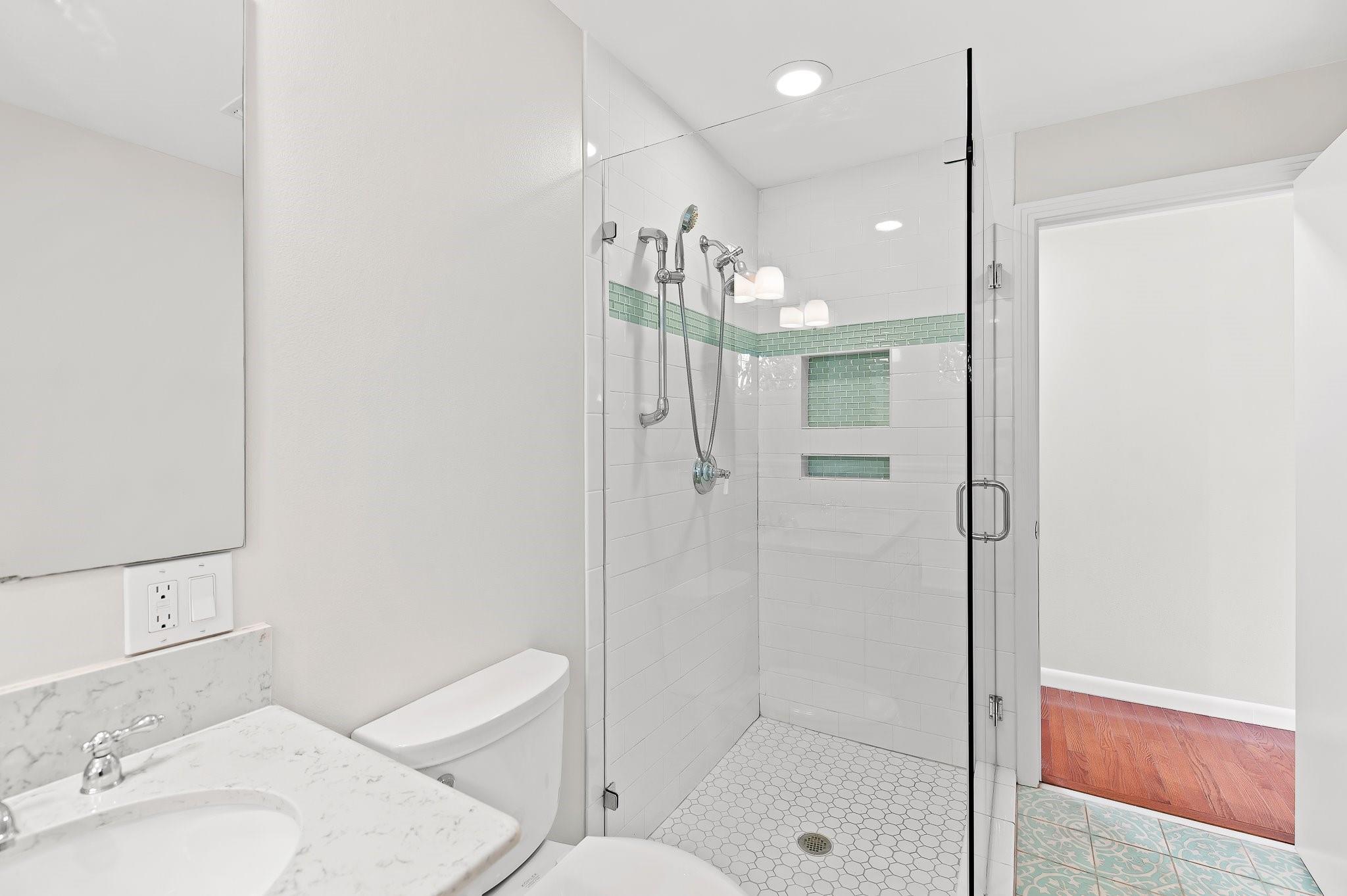 1310 Dwyce Dr, Austin, TX 78757