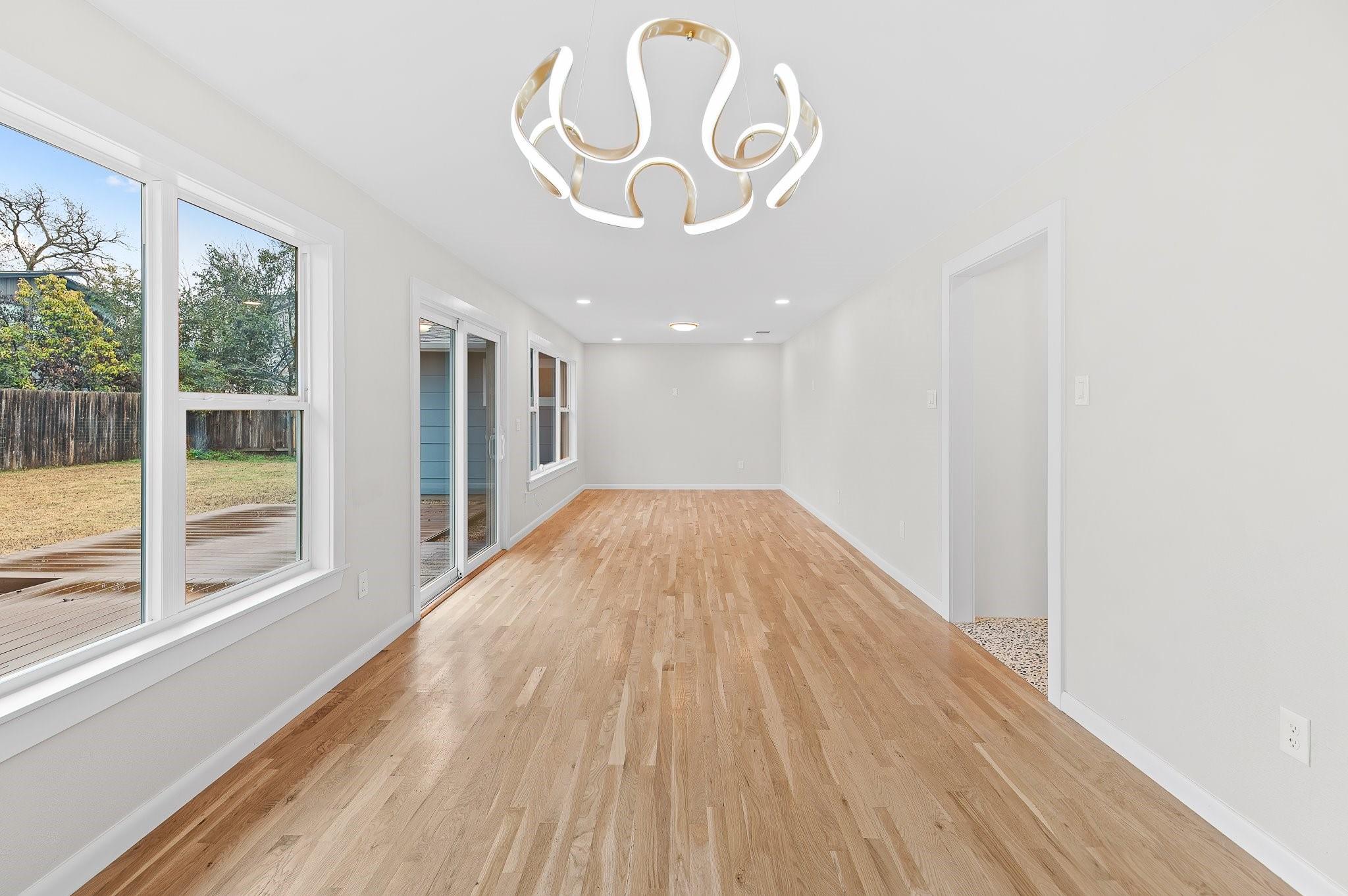 1310 Dwyce Dr, Austin, TX 78757