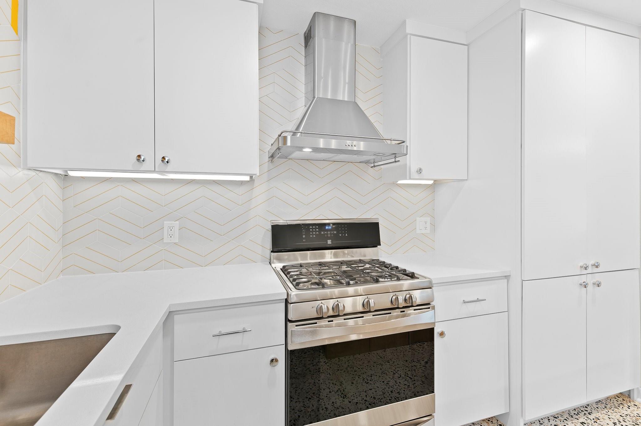 1310 Dwyce Dr, Austin, TX 78757