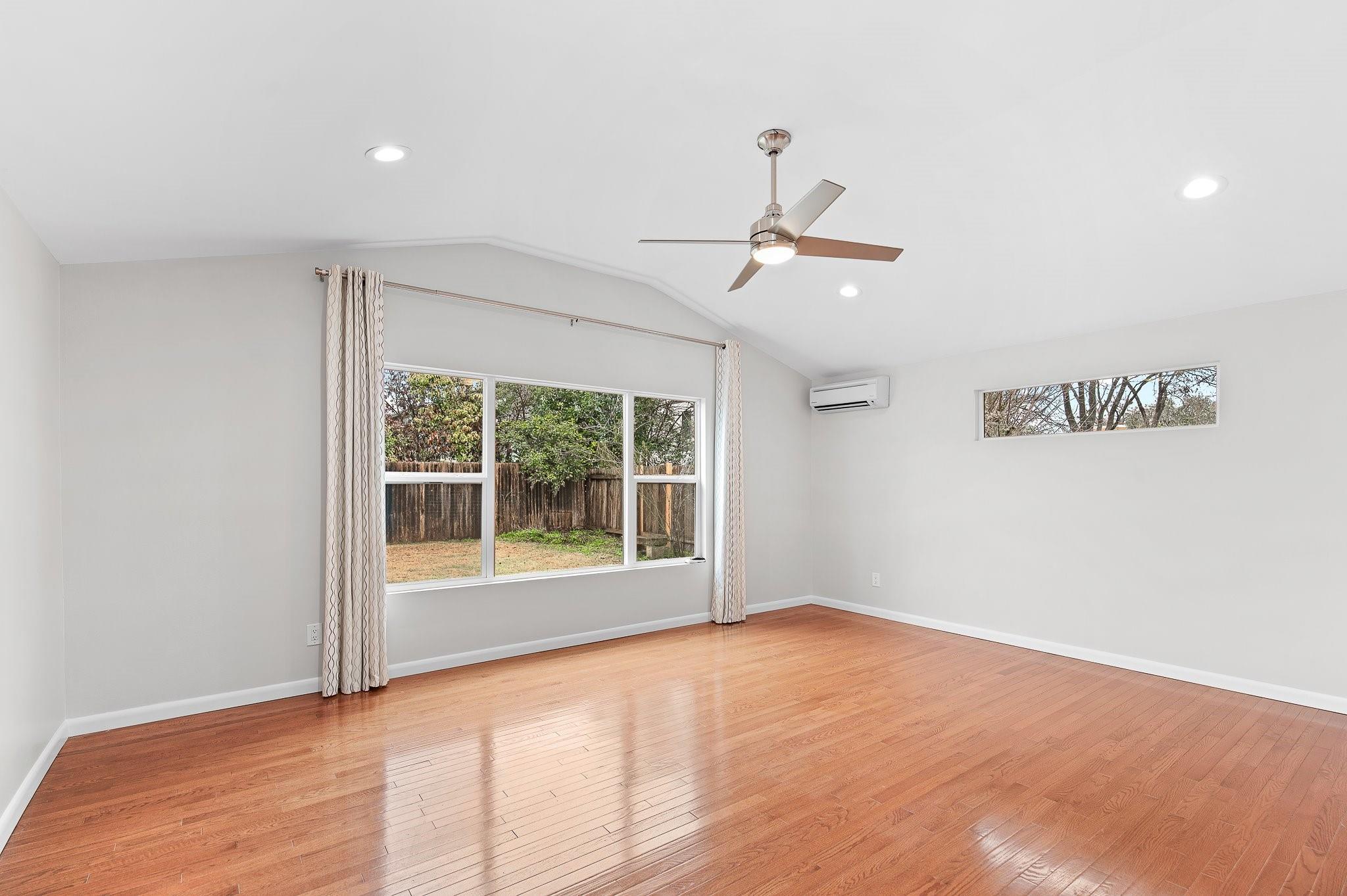 1310 Dwyce Dr, Austin, TX 78757