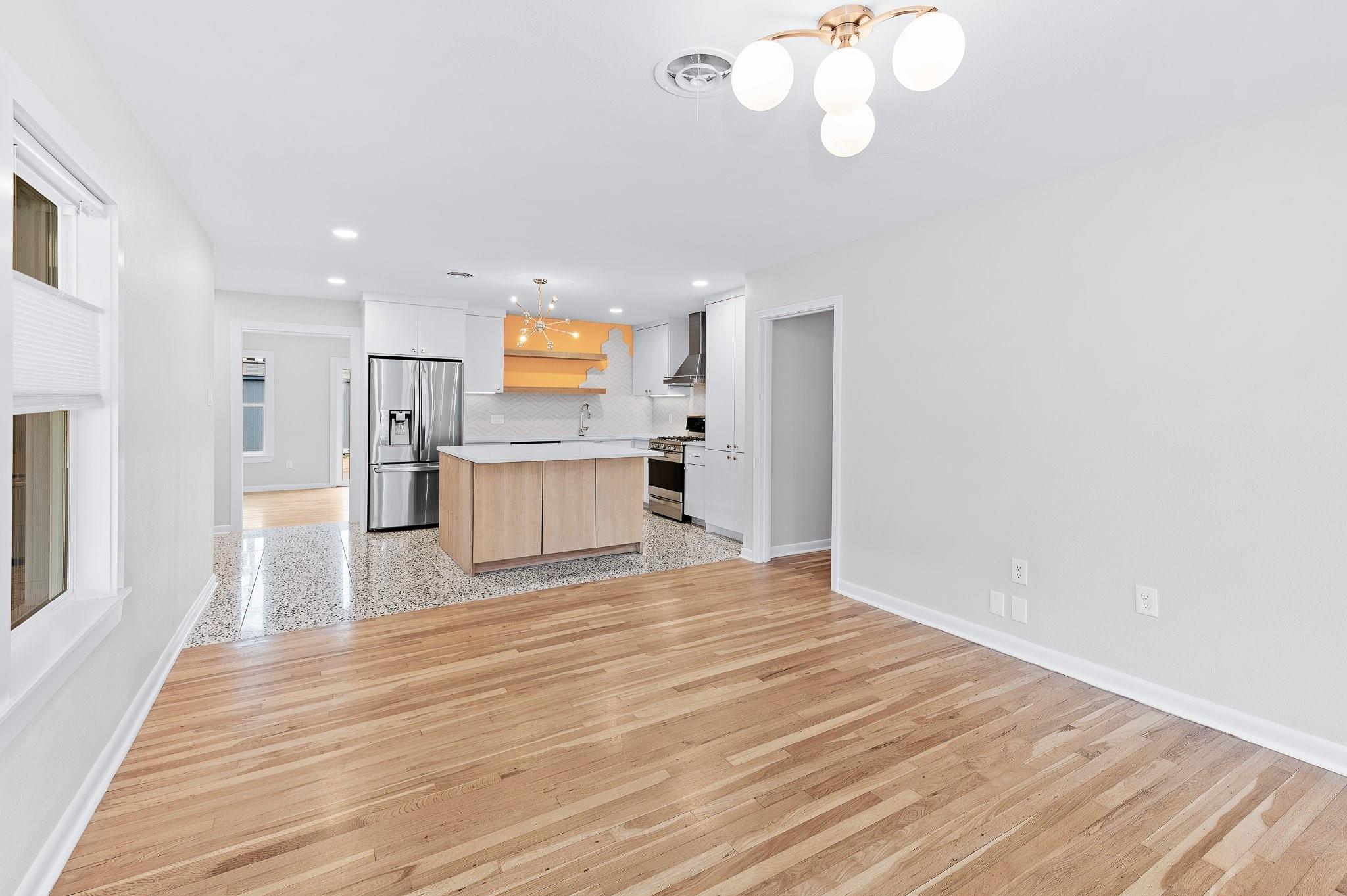 1310 Dwyce Dr, Austin, TX 78757