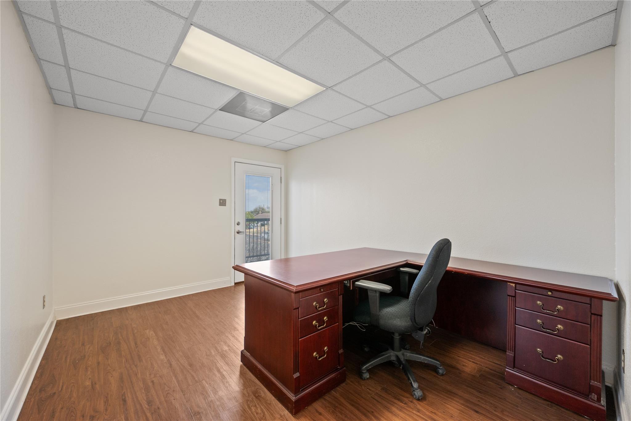 13740 N Highway 183 Dr # J5, Austin, TX 78750