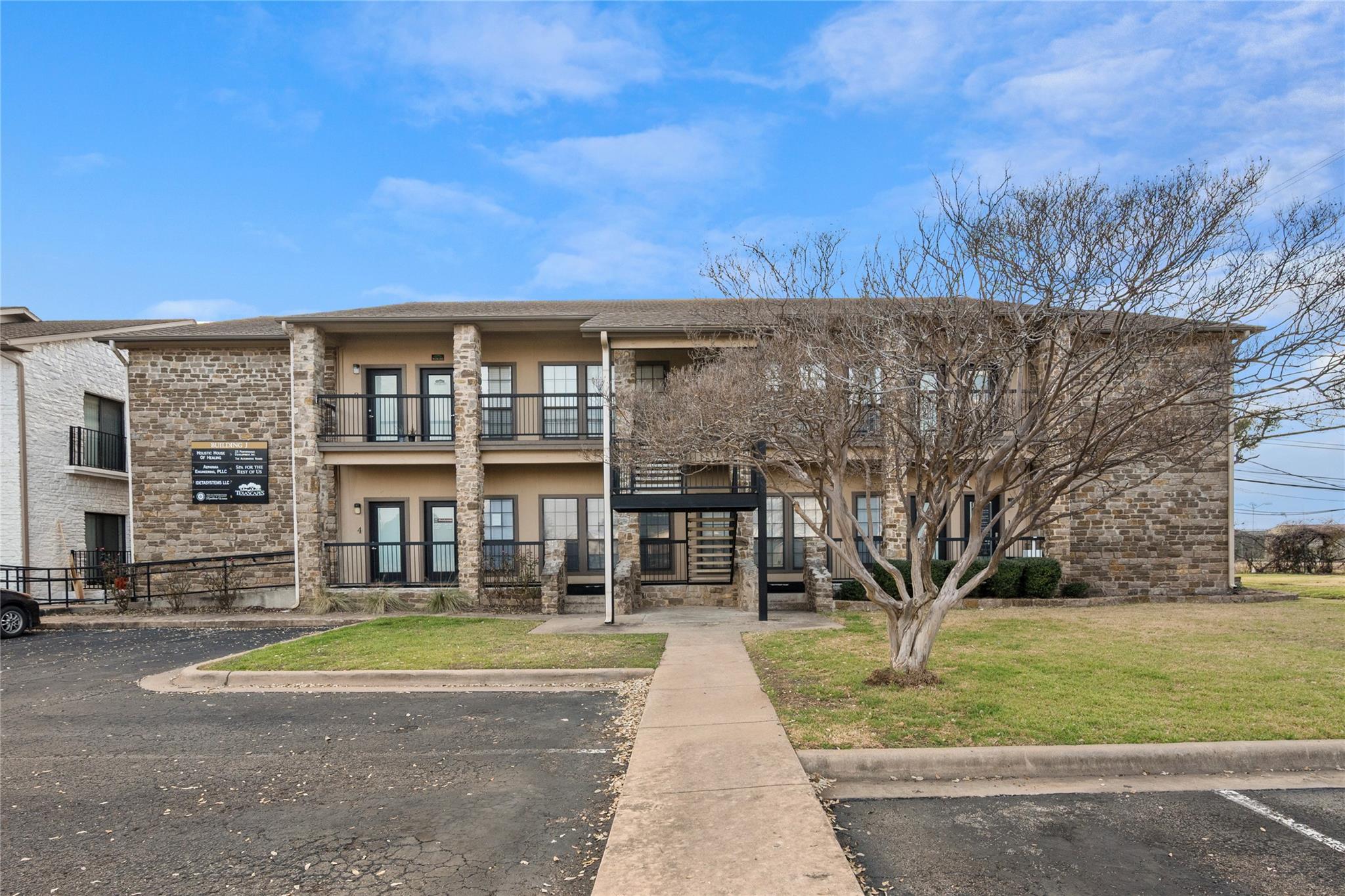 13740 N Highway 183 Dr # J5, Austin, TX 78750