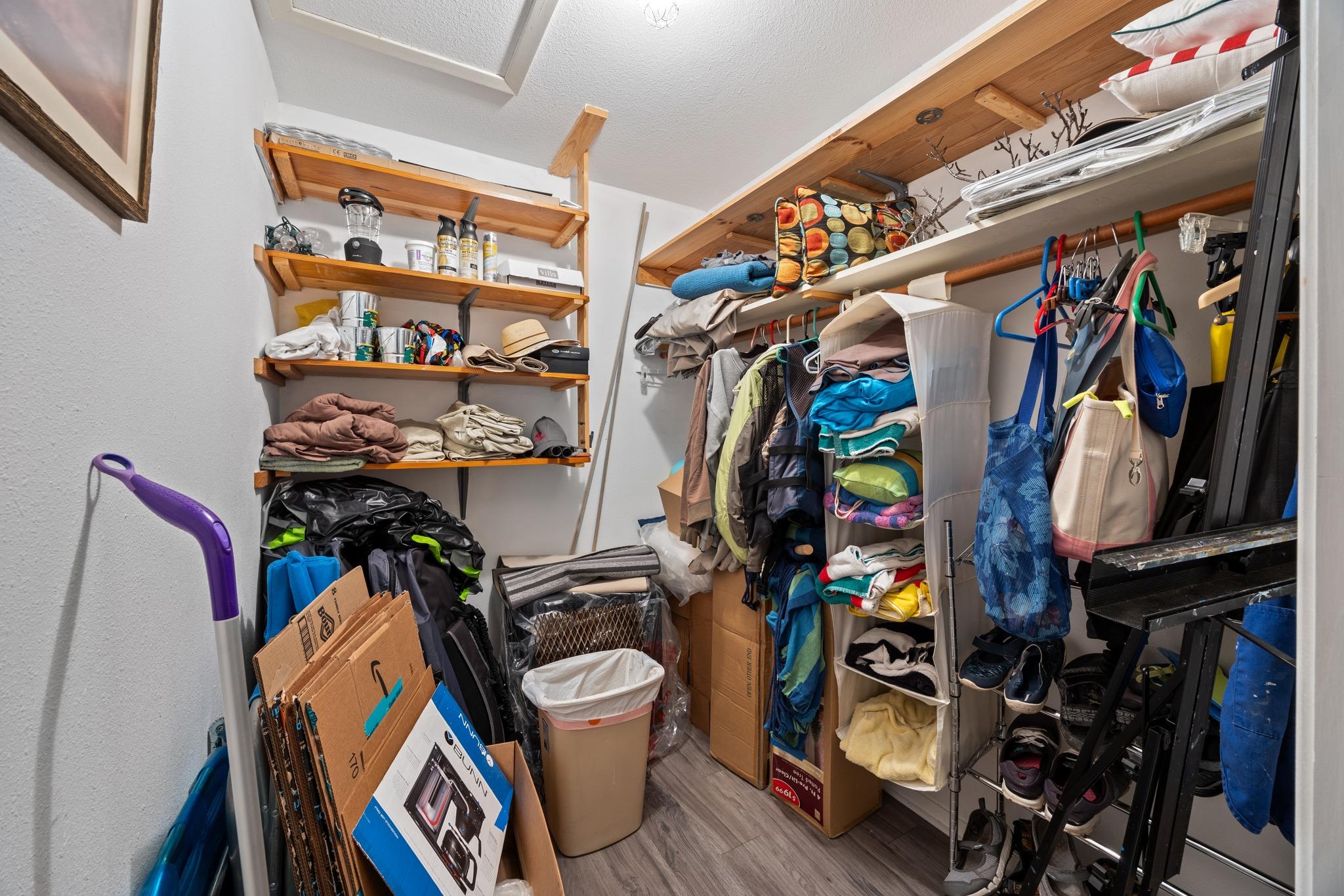 17129 E Darleen Dr, Leander, TX 78641