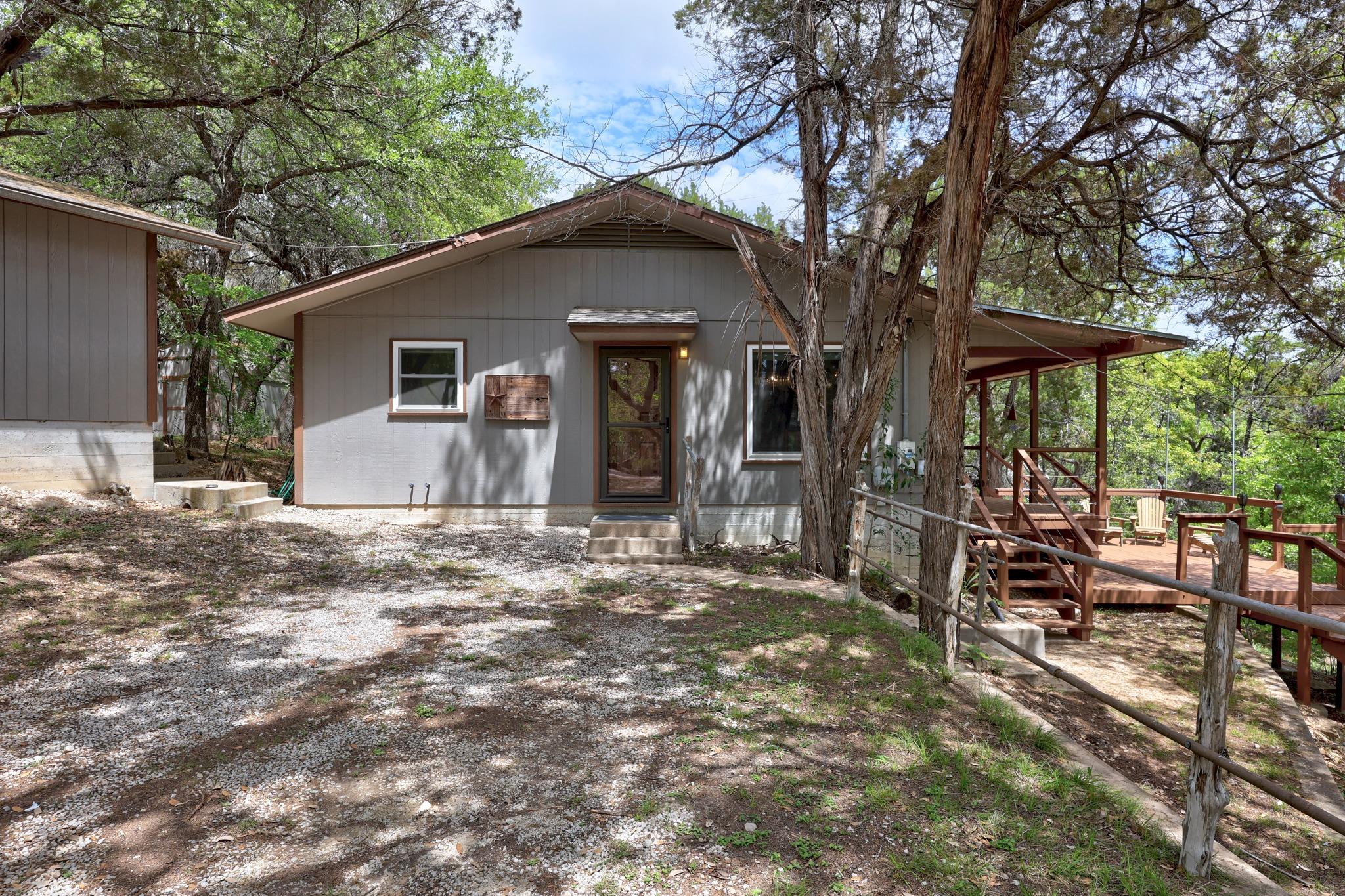 17129 E Darleen Dr, Leander, TX 78641