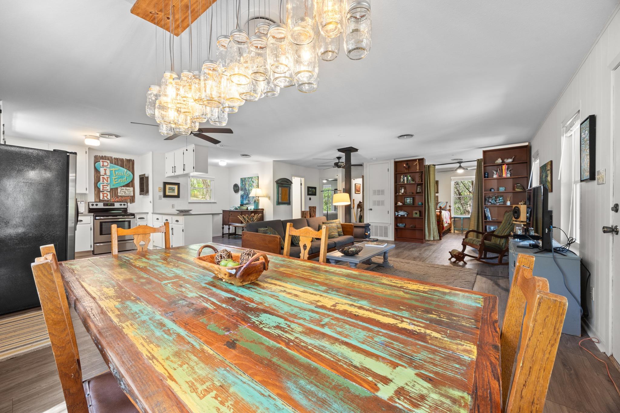 17129 E Darleen Dr, Leander, TX 78641