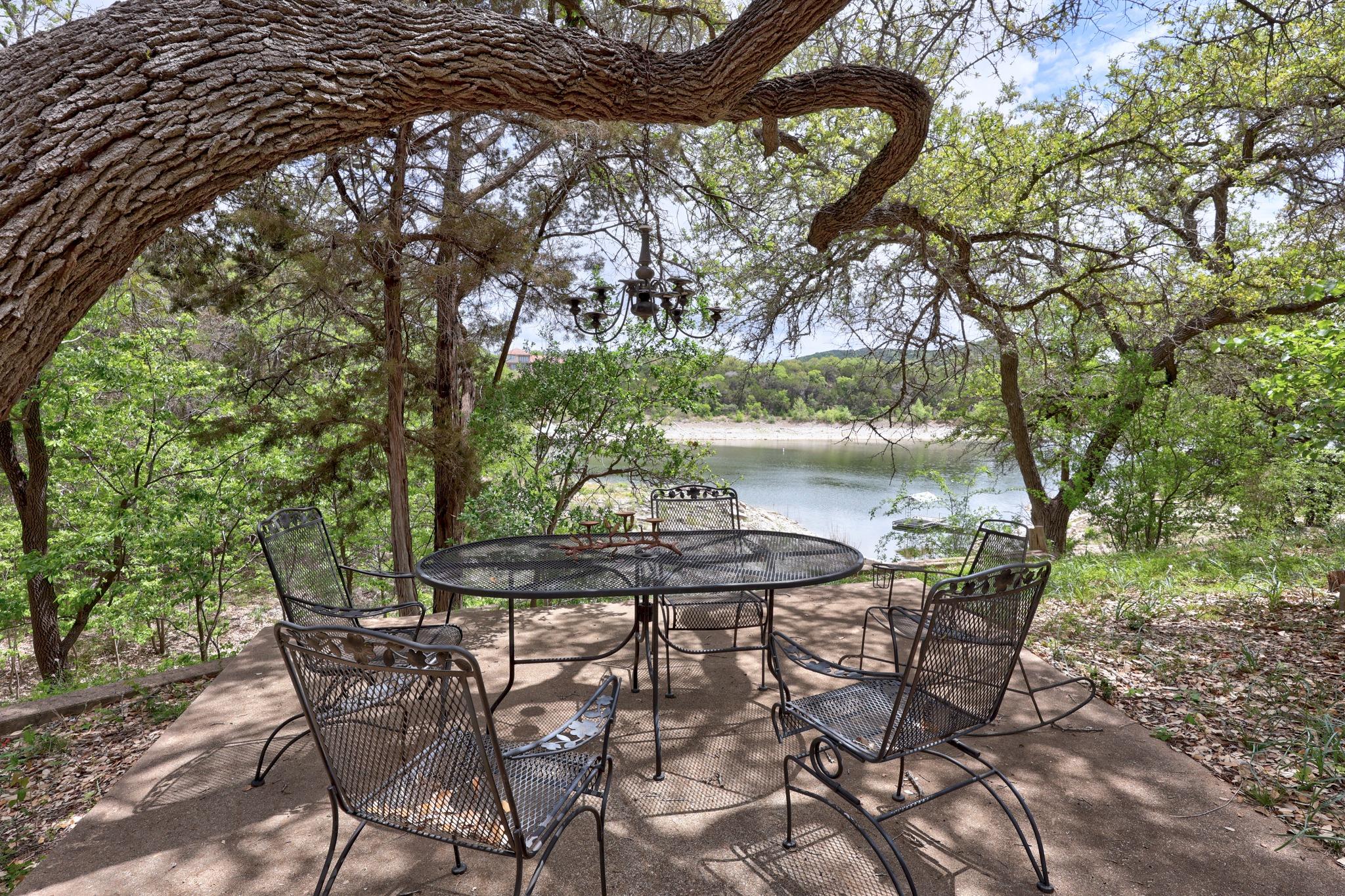 17129 E Darleen Dr, Leander, TX 78641