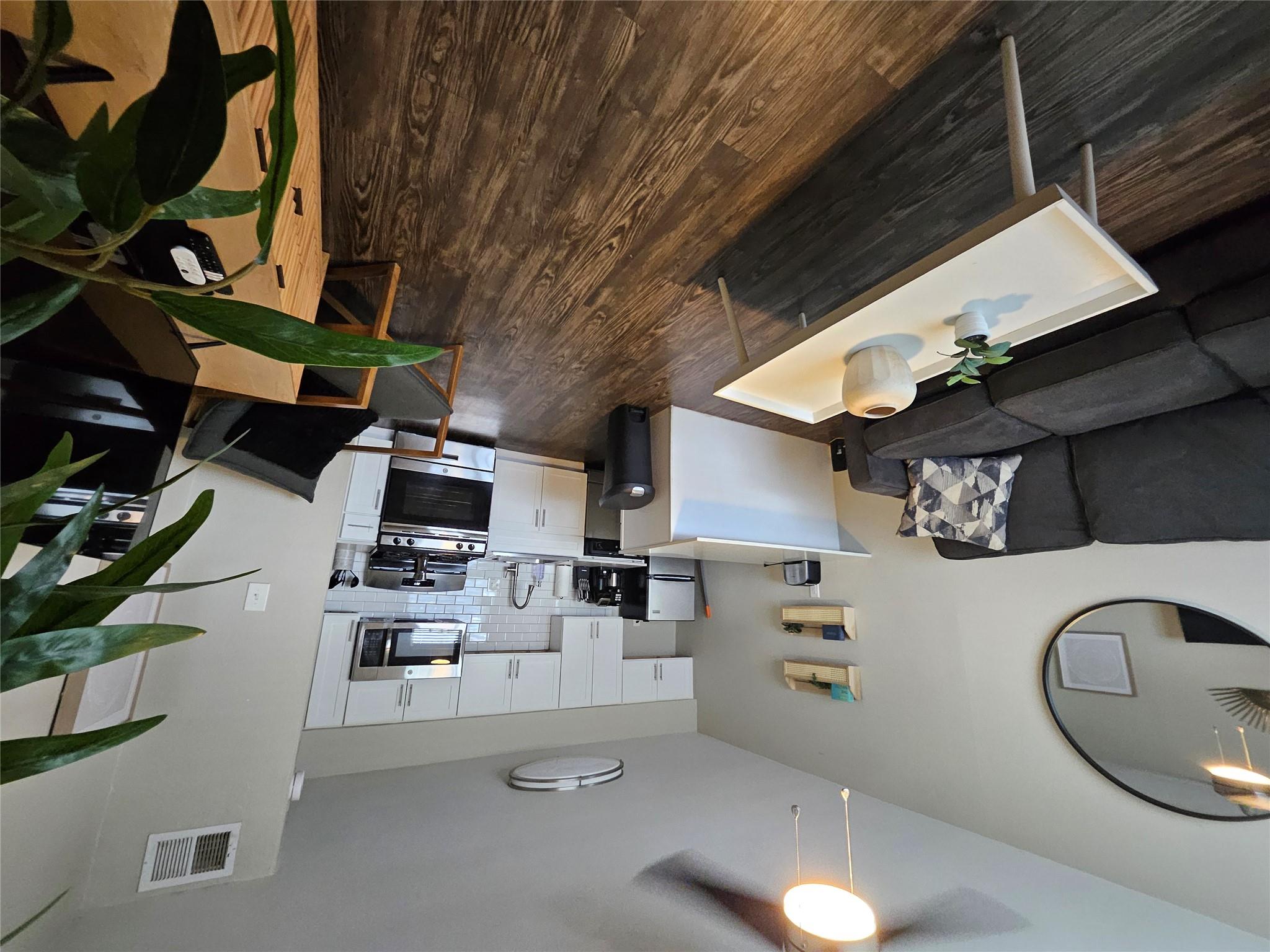 3503 Harmon Ave # 103, Austin, TX 78705