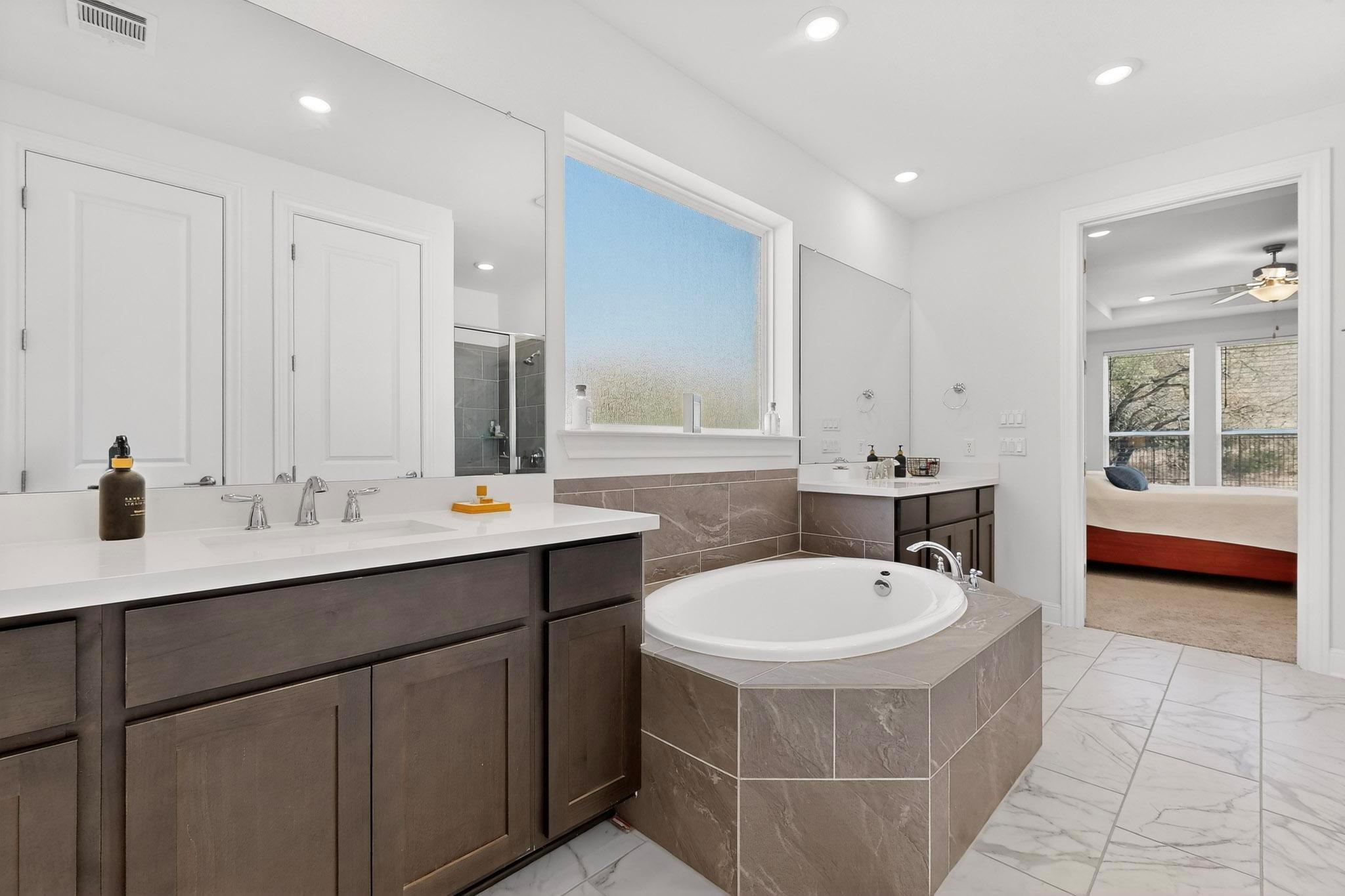 249 Running Bird Rd, Austin, TX 78737