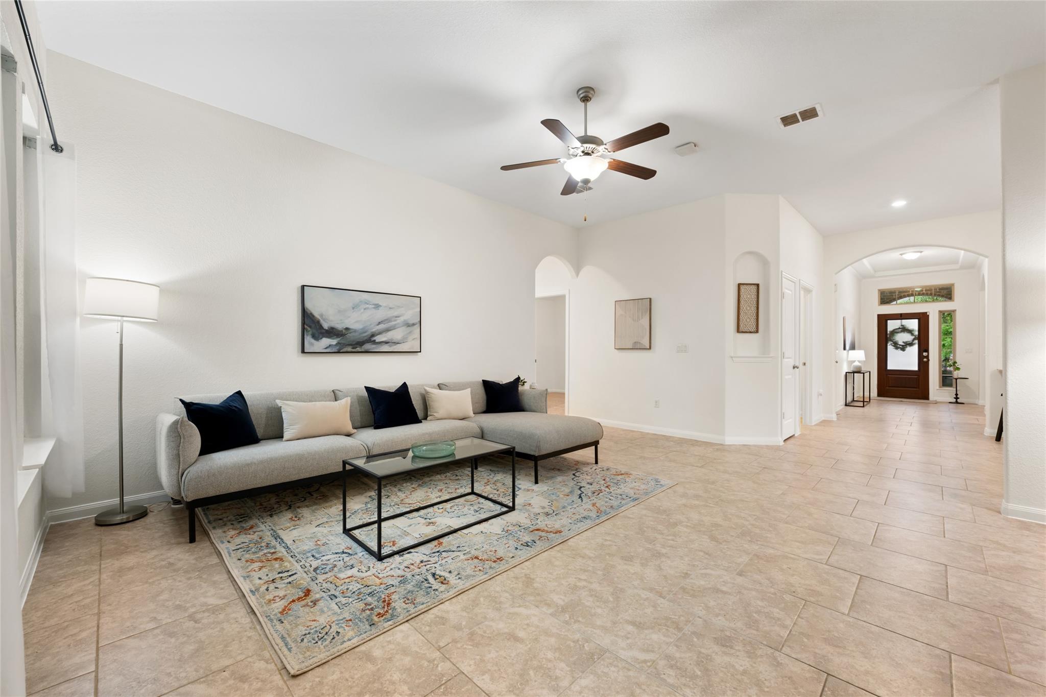 615 Linares Ln, Austin, TX 78748