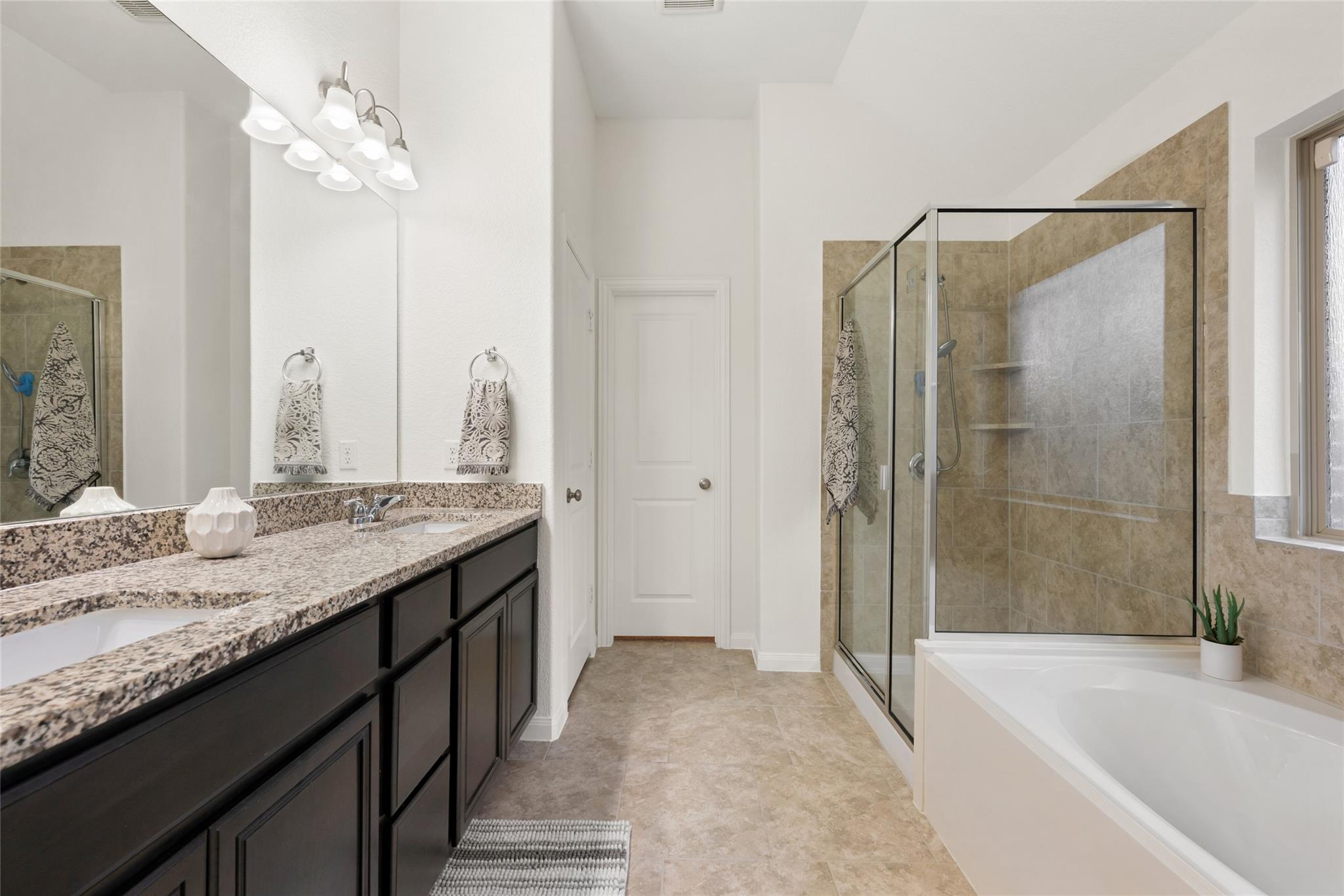 615 Linares Ln, Austin, TX 78748