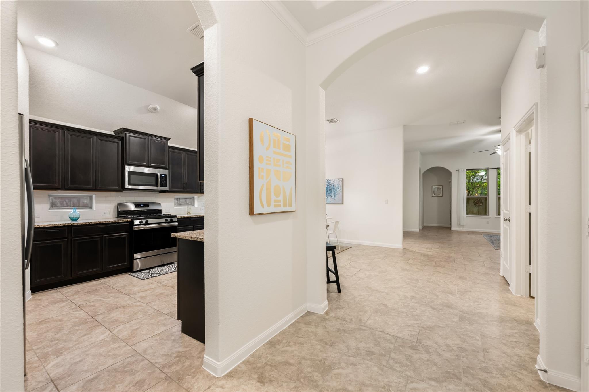 615 Linares Ln, Austin, TX 78748