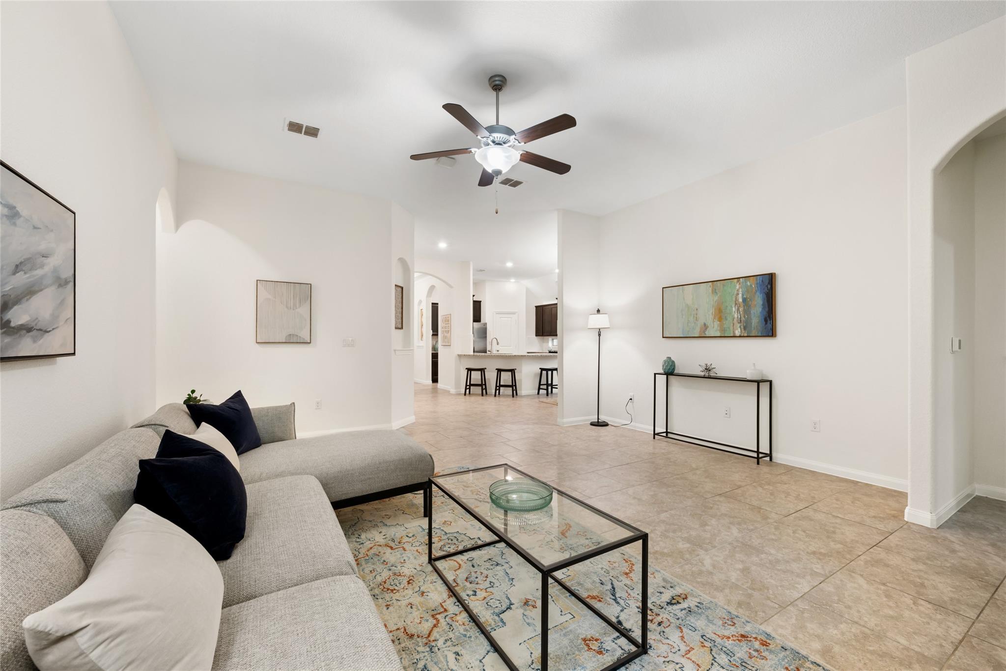 615 Linares Ln, Austin, TX 78748