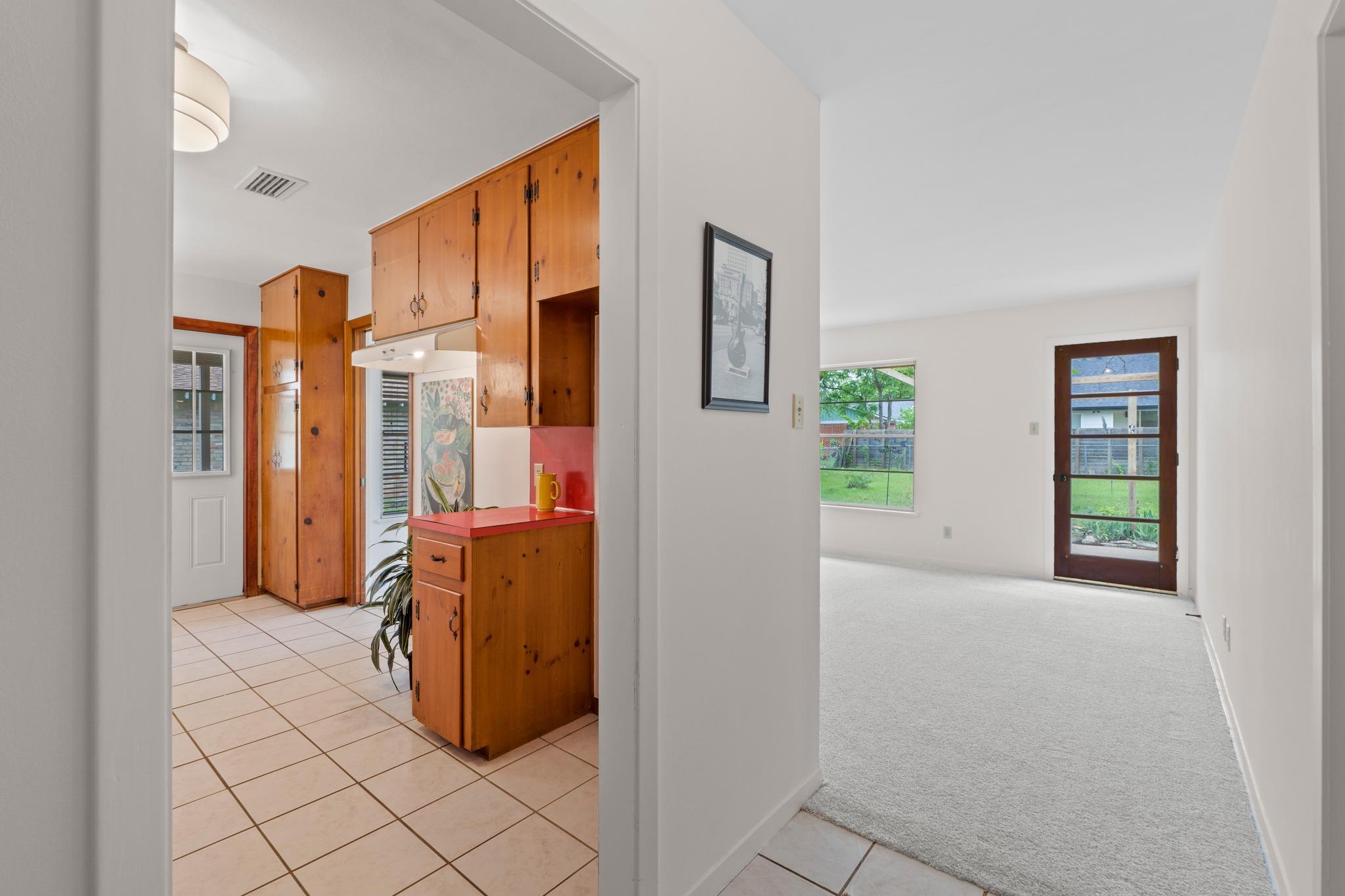 8301 Polar Dr, Austin, TX 78757