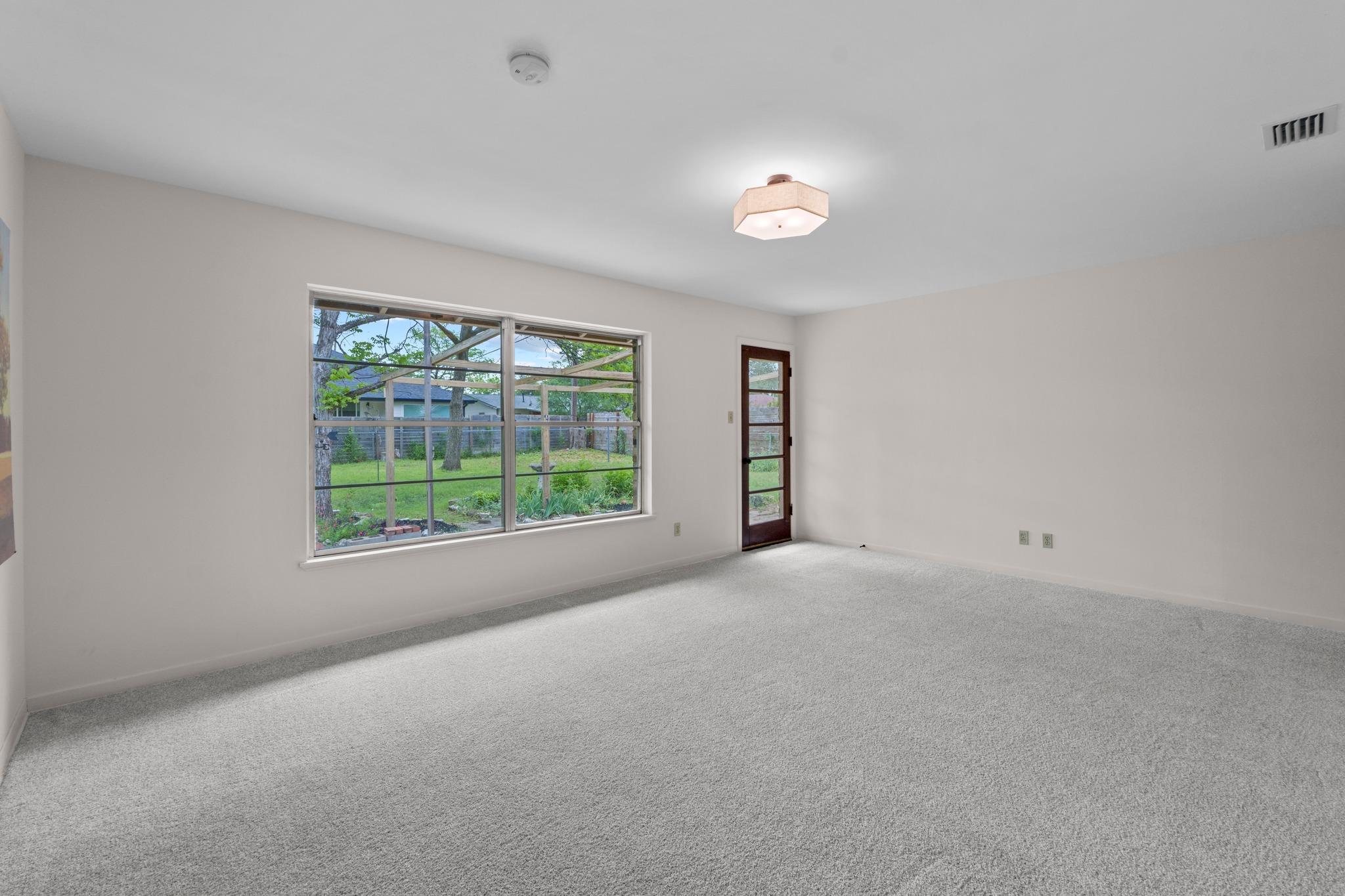 8301 Polar Dr, Austin, TX 78757