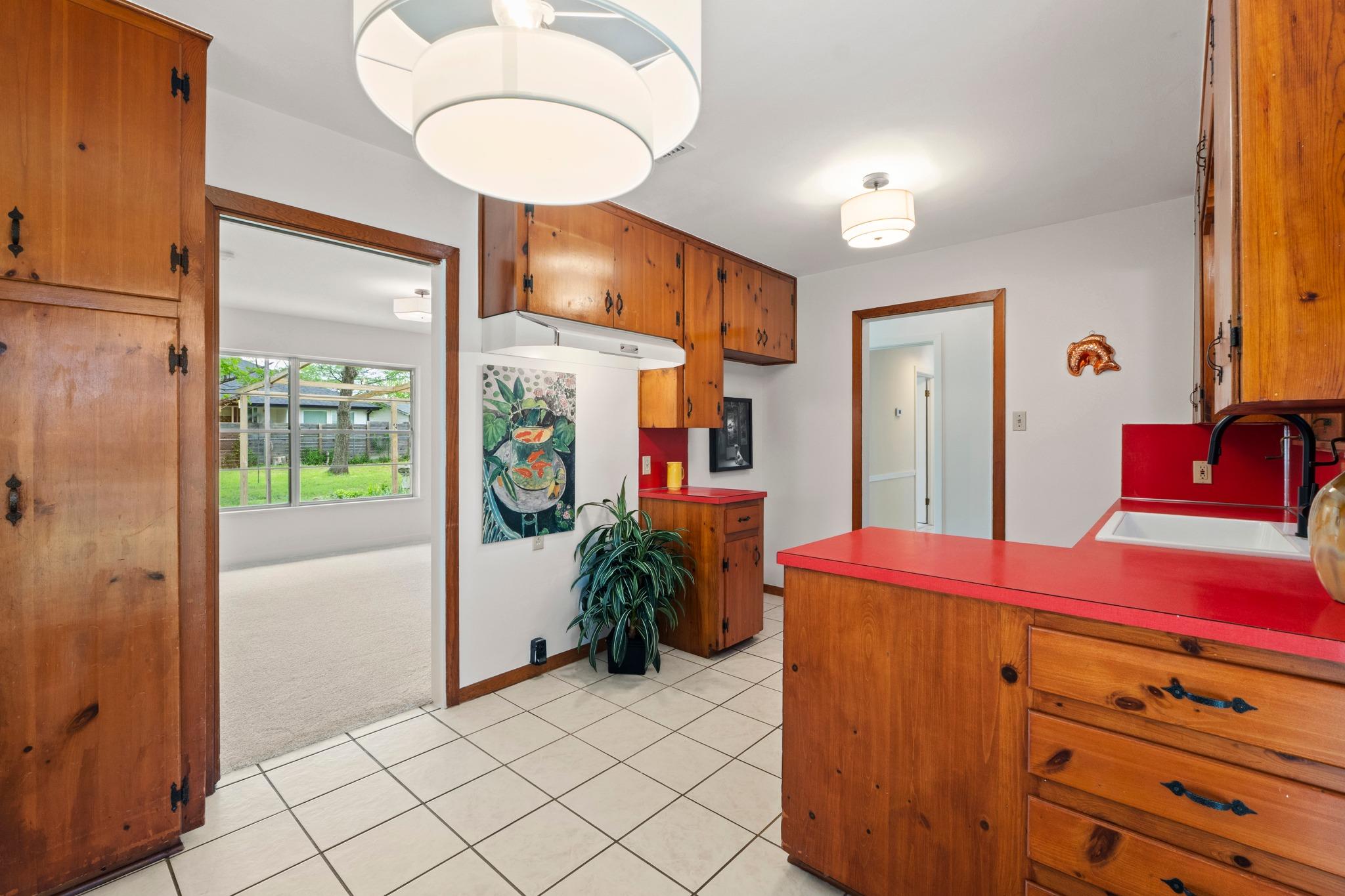 8301 Polar Dr, Austin, TX 78757