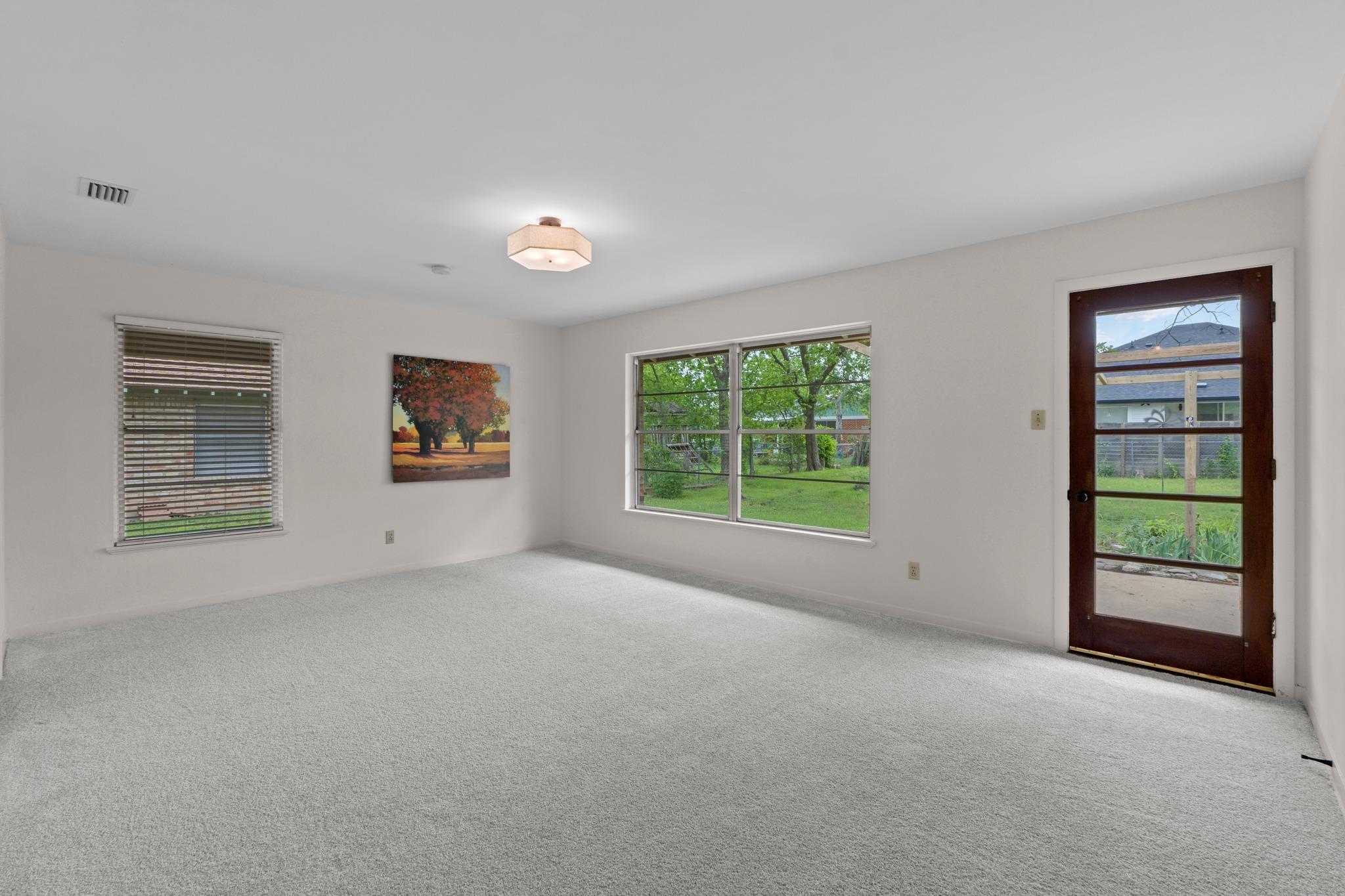 8301 Polar Dr, Austin, TX 78757