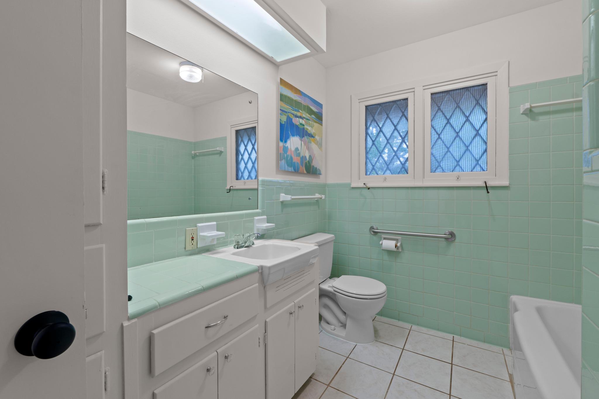 8301 Polar Dr, Austin, TX 78757