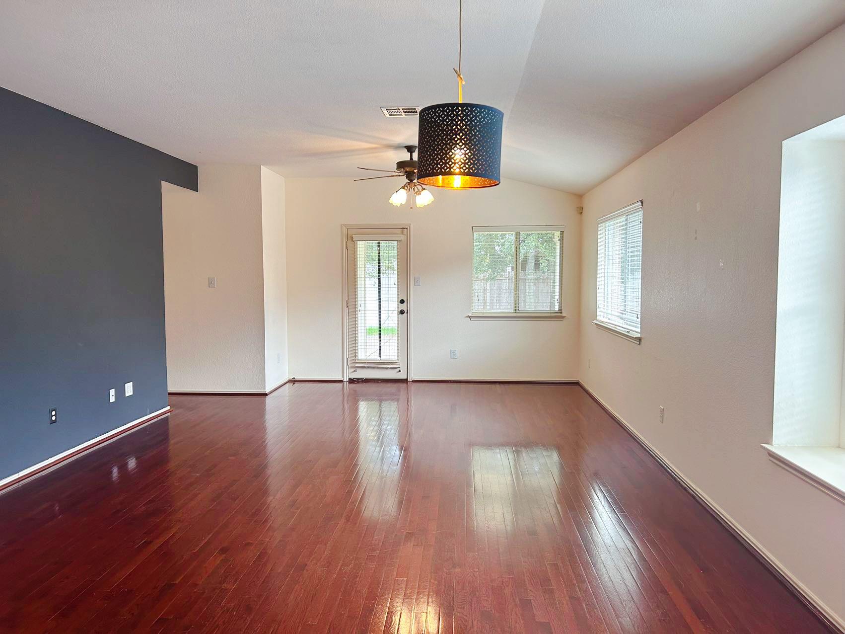 3589 Rock Shelf Ln, Round Rock, TX 78681