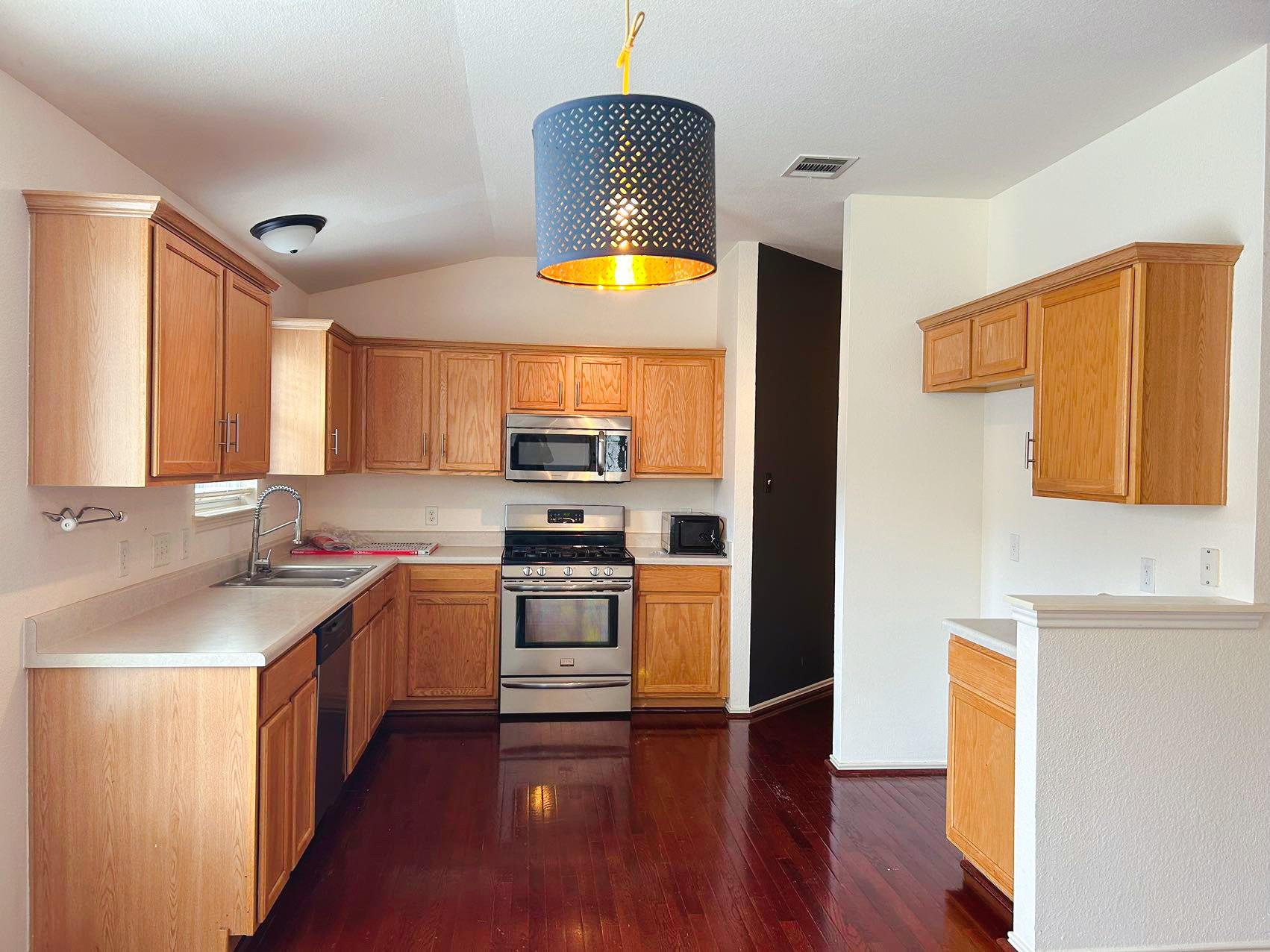 3589 Rock Shelf Ln, Round Rock, TX 78681