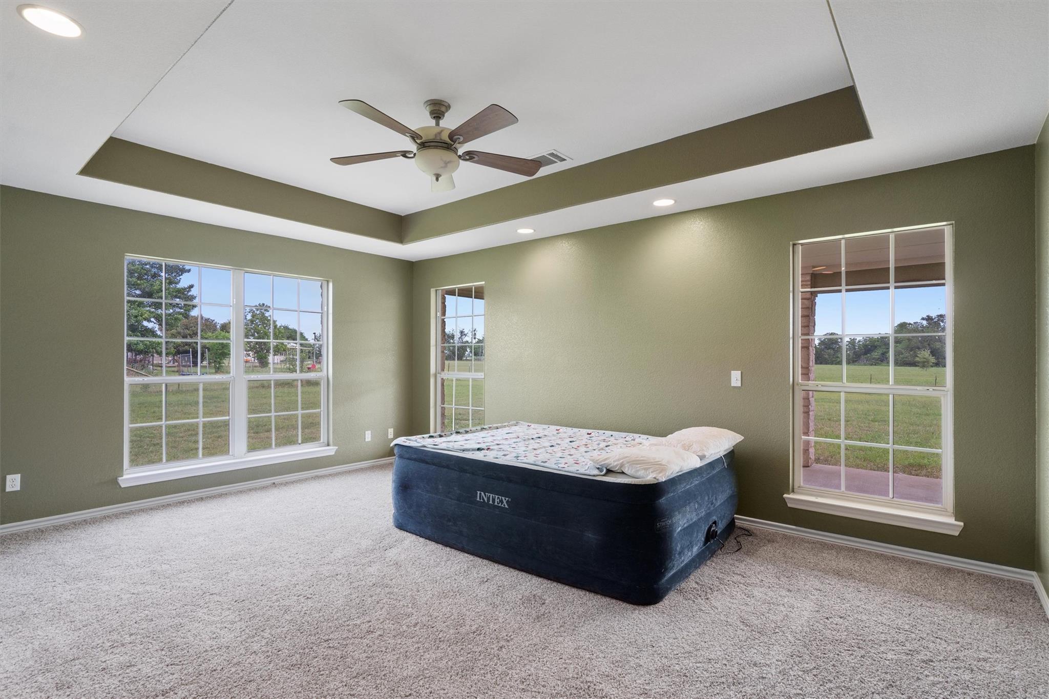 130 Cotton Rows Ln, Taylor, TX 76574