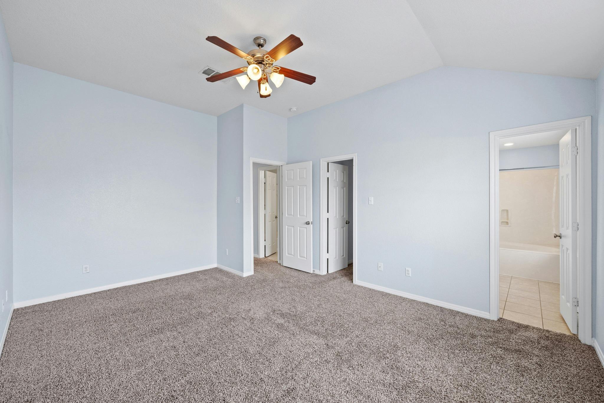 1900 Little Elm Trl # 89, Cedar Park, TX 78613