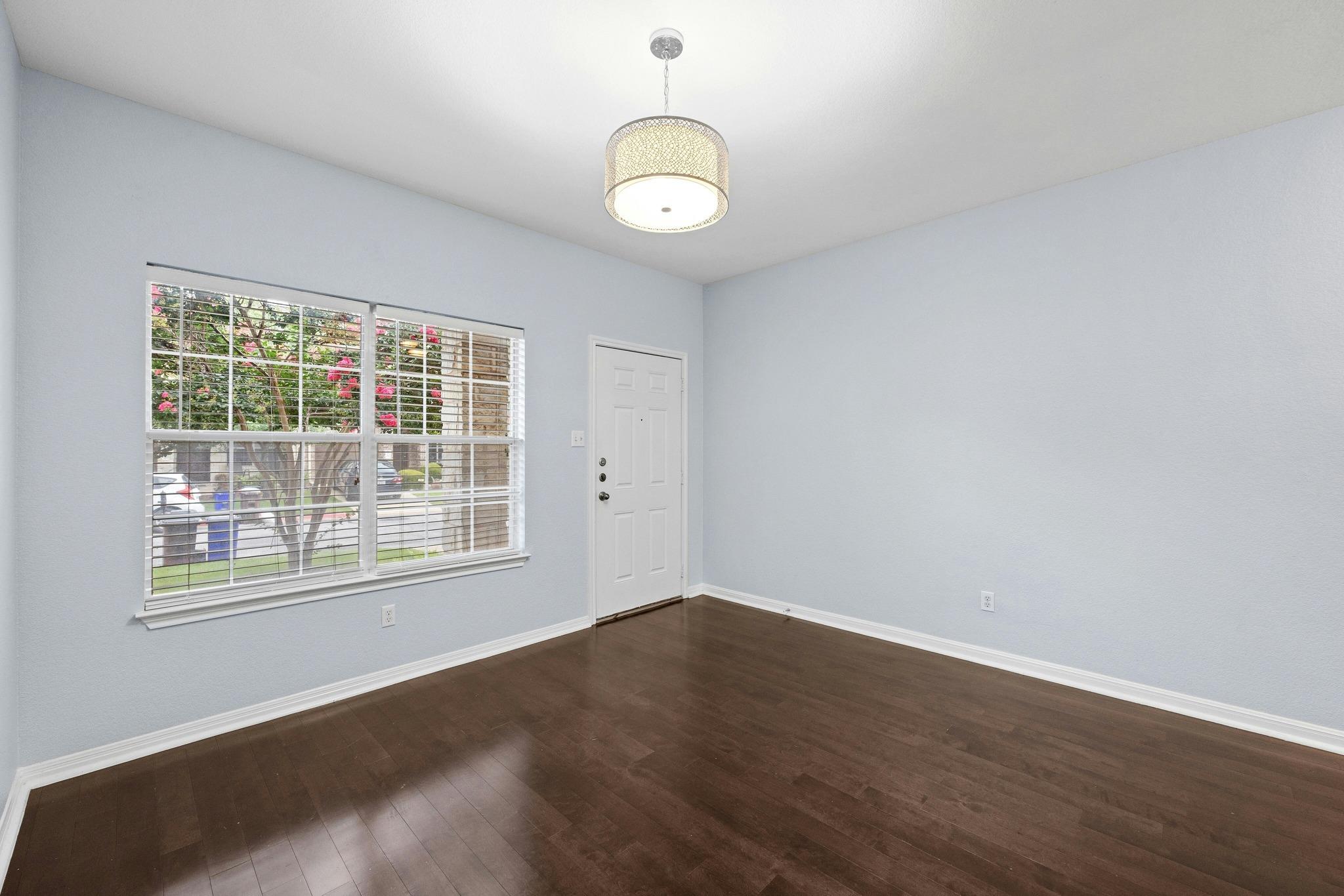 1900 Little Elm Trl # 89, Cedar Park, TX 78613