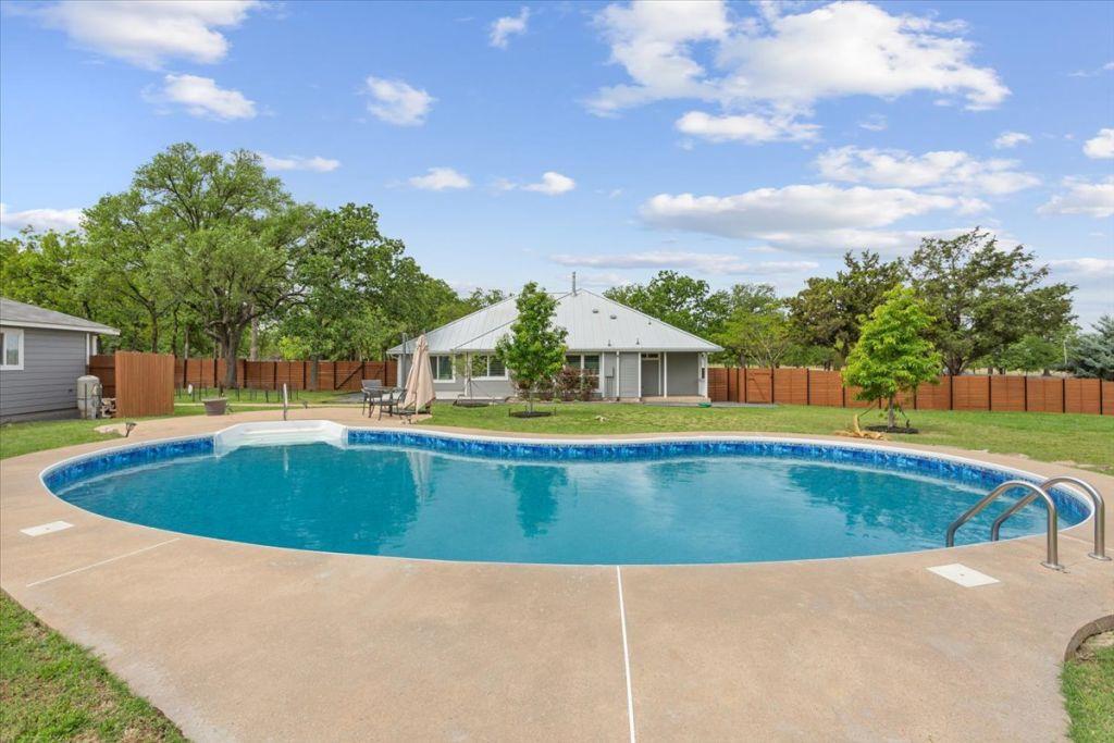 190 Young Ranch Rd, Georgetown, TX 78633