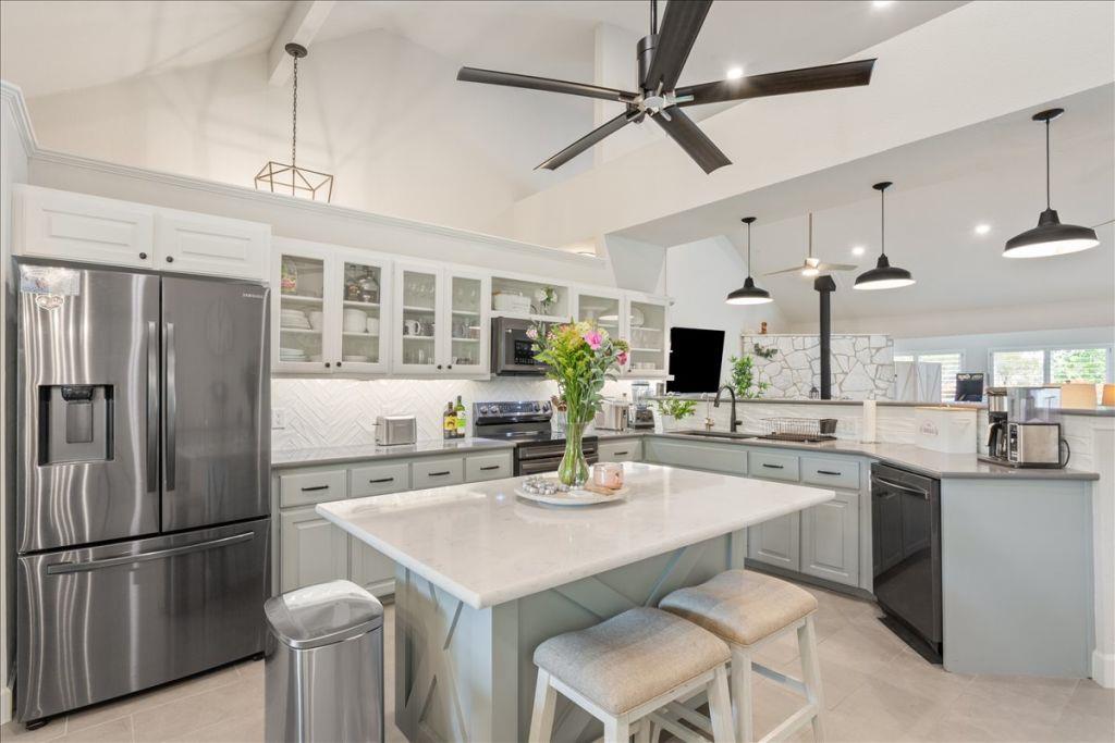 190 Young Ranch Rd, Georgetown, TX 78633